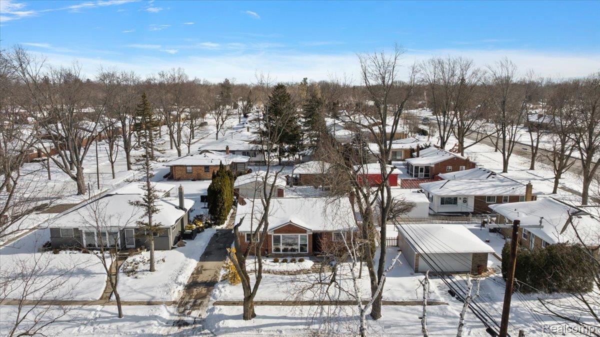 31060 E Rutland Street