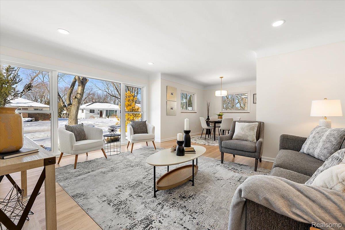 31060 E Rutland Street