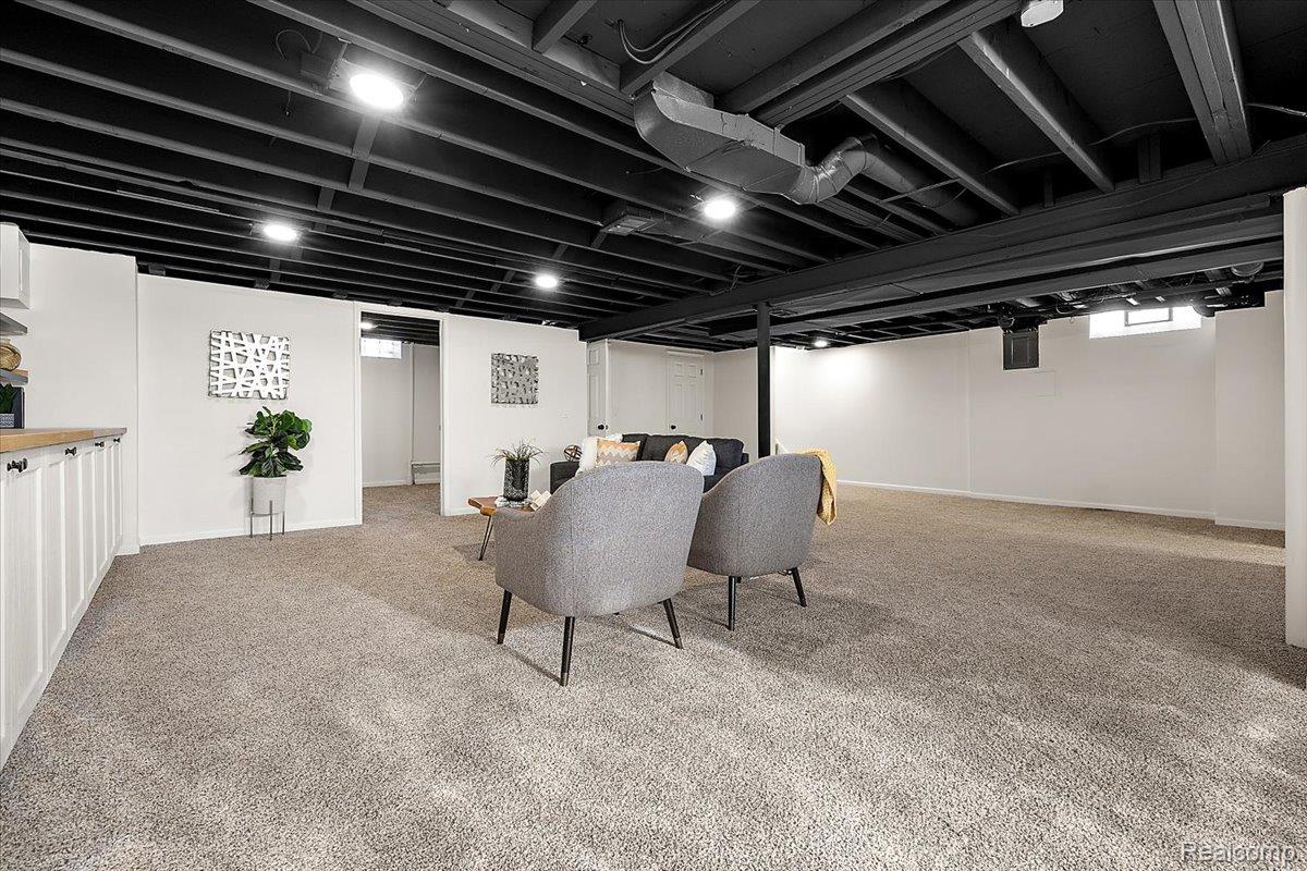 31060 E Rutland Street