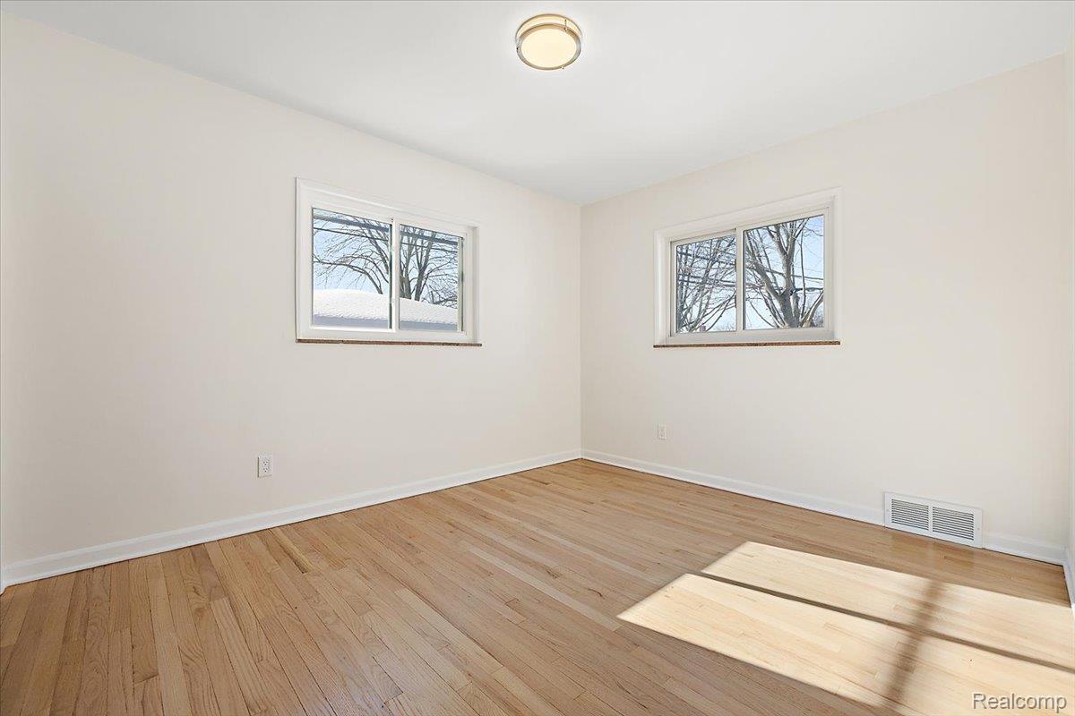 31060 E Rutland Street