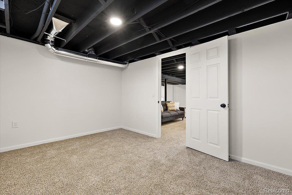 31060 E Rutland Street