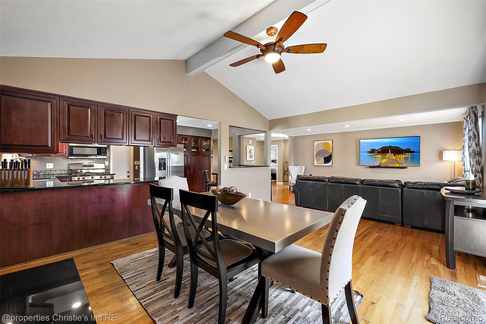 37655 Douglas Court