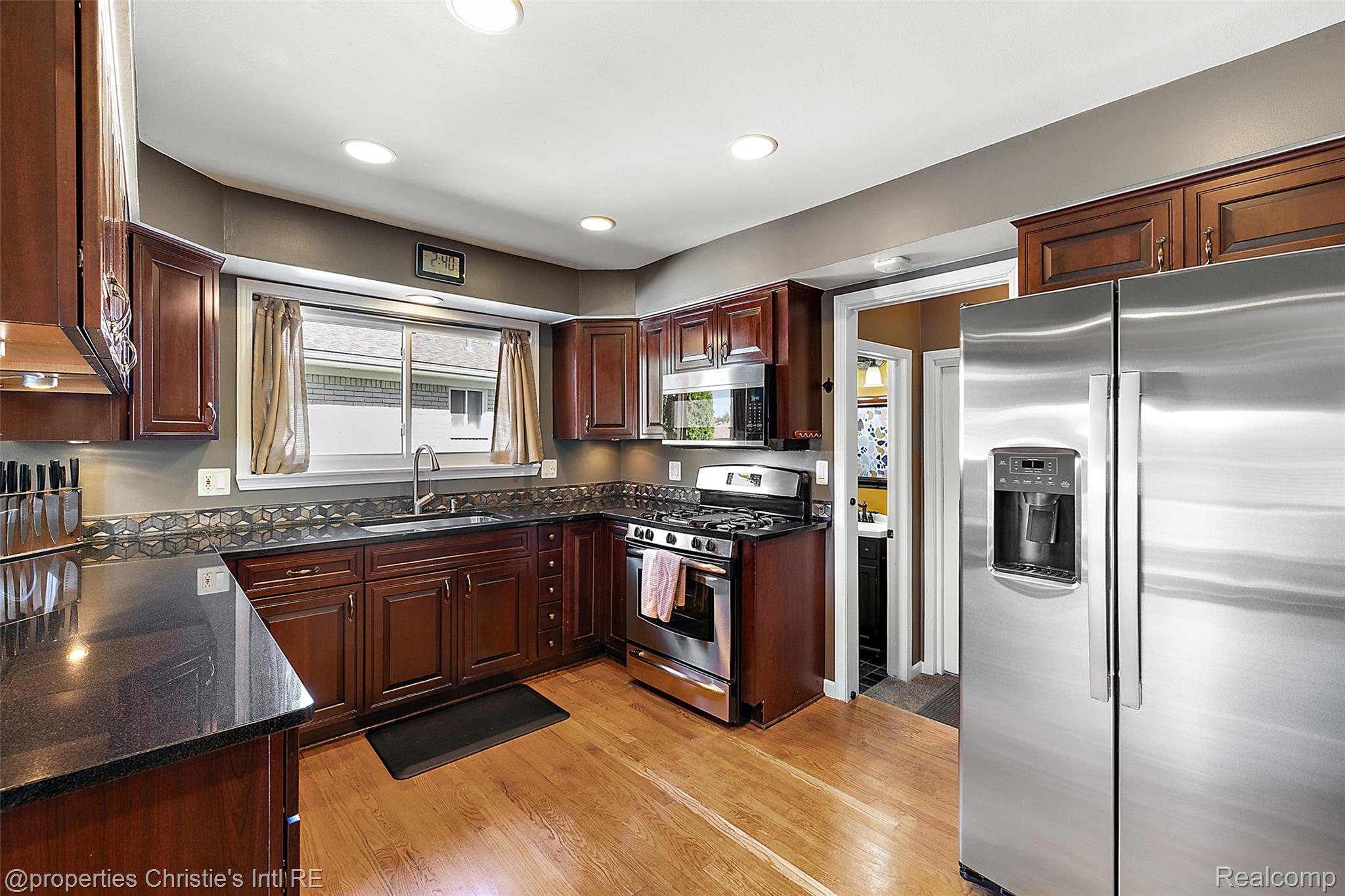 37655 Douglas Court