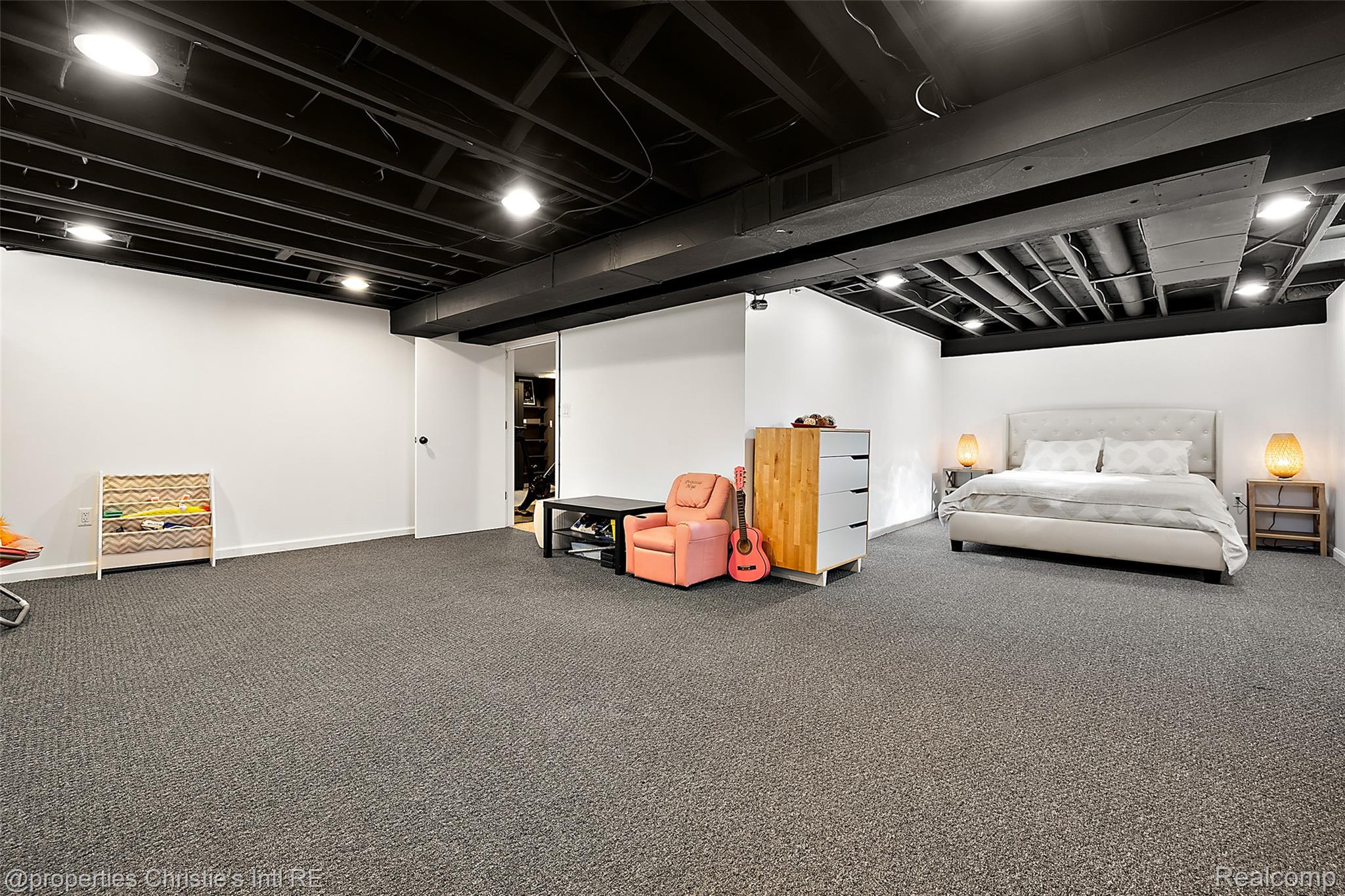37655 Douglas Court