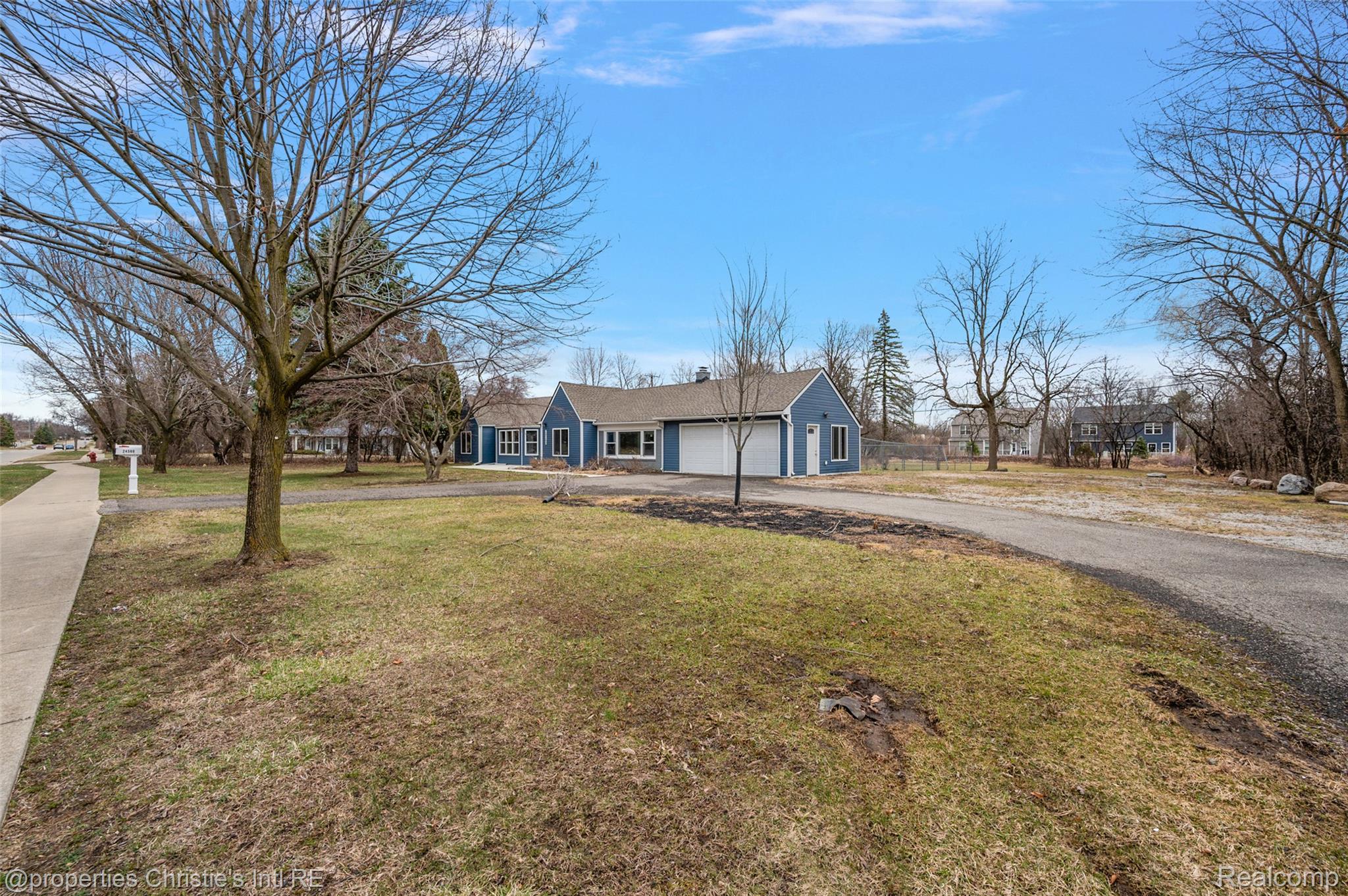 24560 Orchard Lake Road