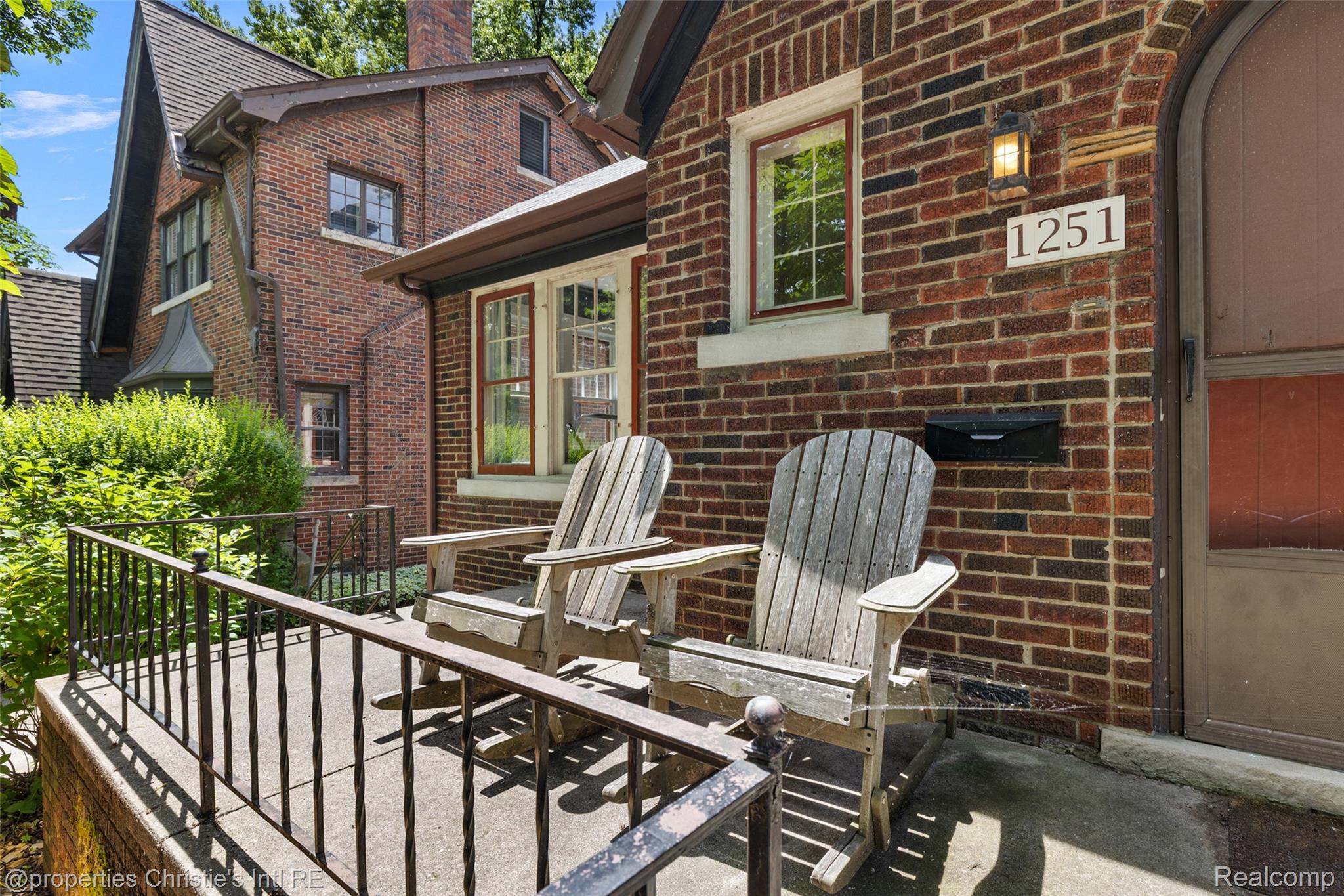 1251 Bishop Road