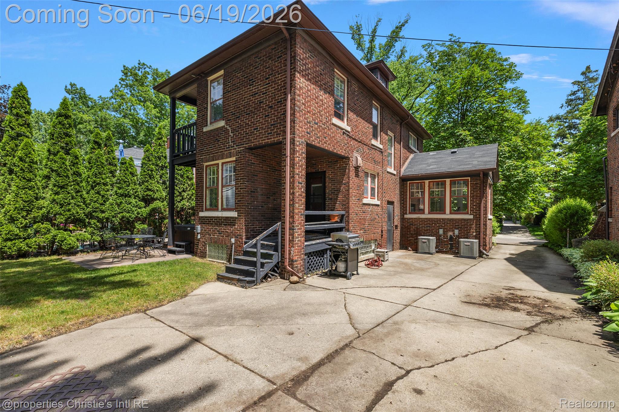 1251 Bishop Road