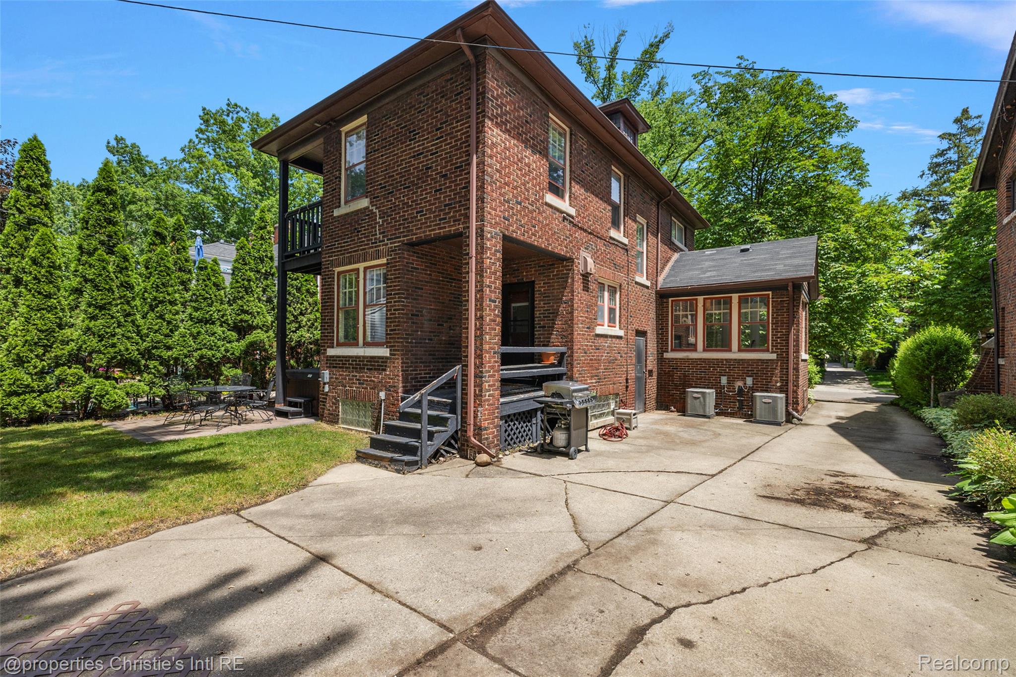 1251 Bishop Road