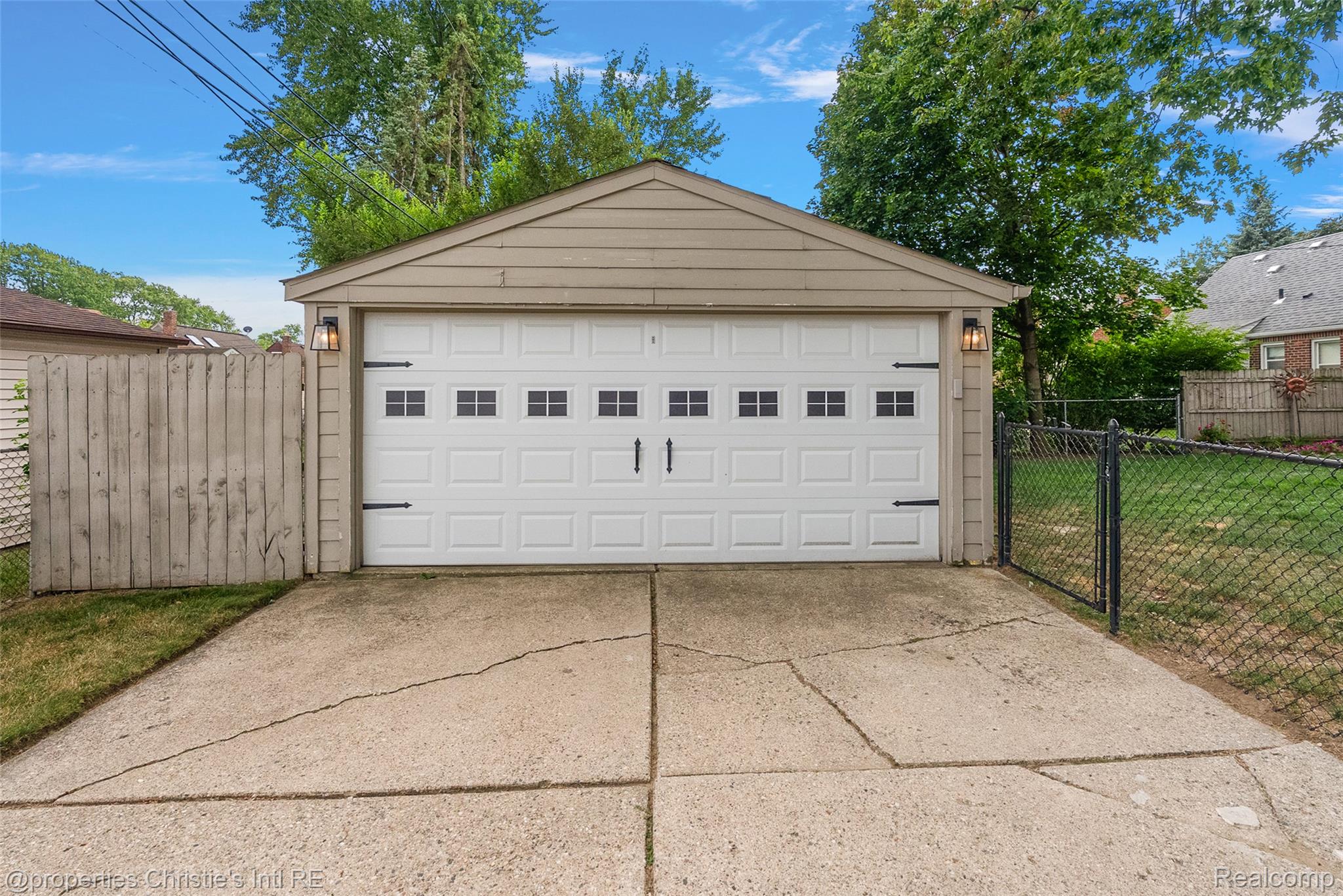 3034 Ferris Avenue