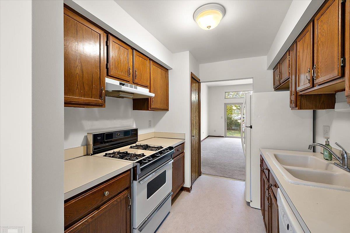 38797 Windmill Pointe Drive