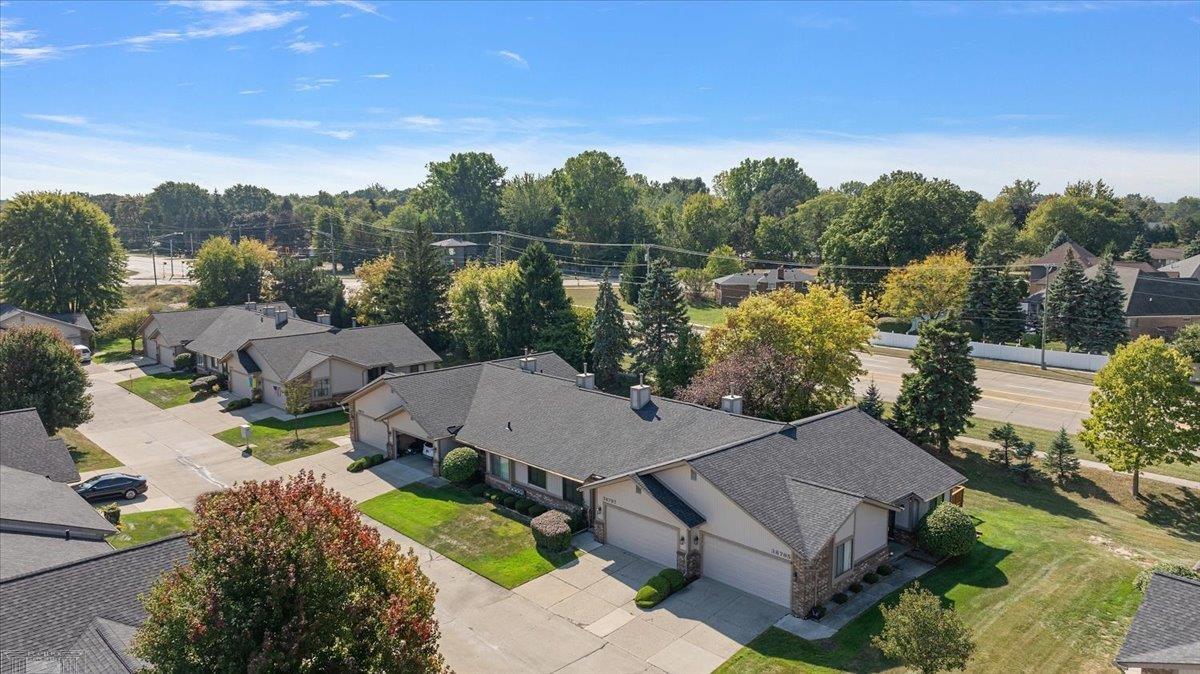 38797 Windmill Pointe Drive