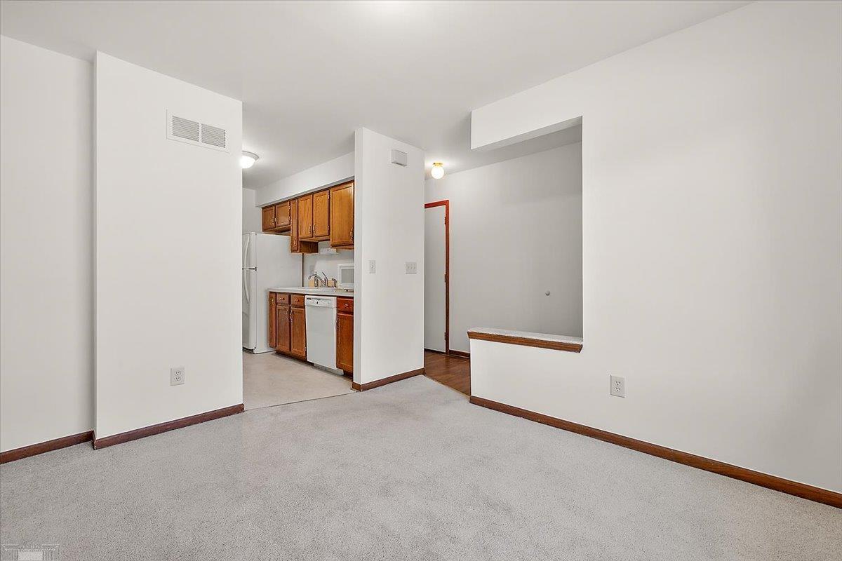 38797 Windmill Pointe Drive