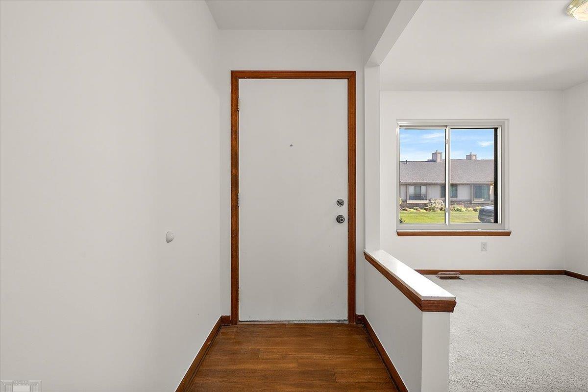 38797 Windmill Pointe Drive