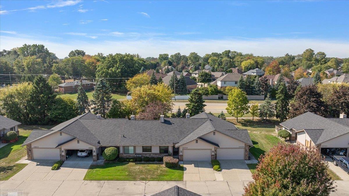 38797 Windmill Pointe Drive