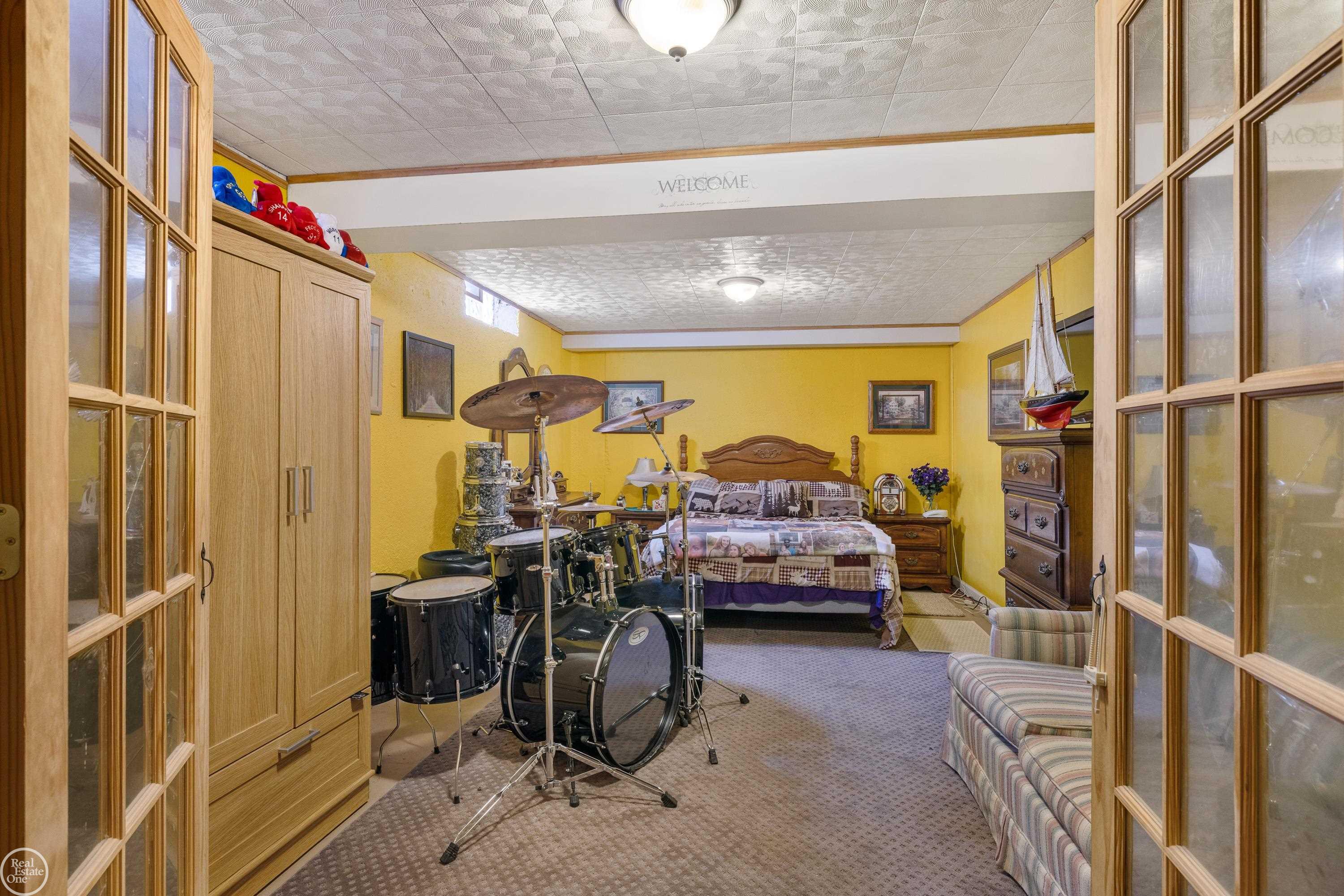 28014 Ashland Avenue