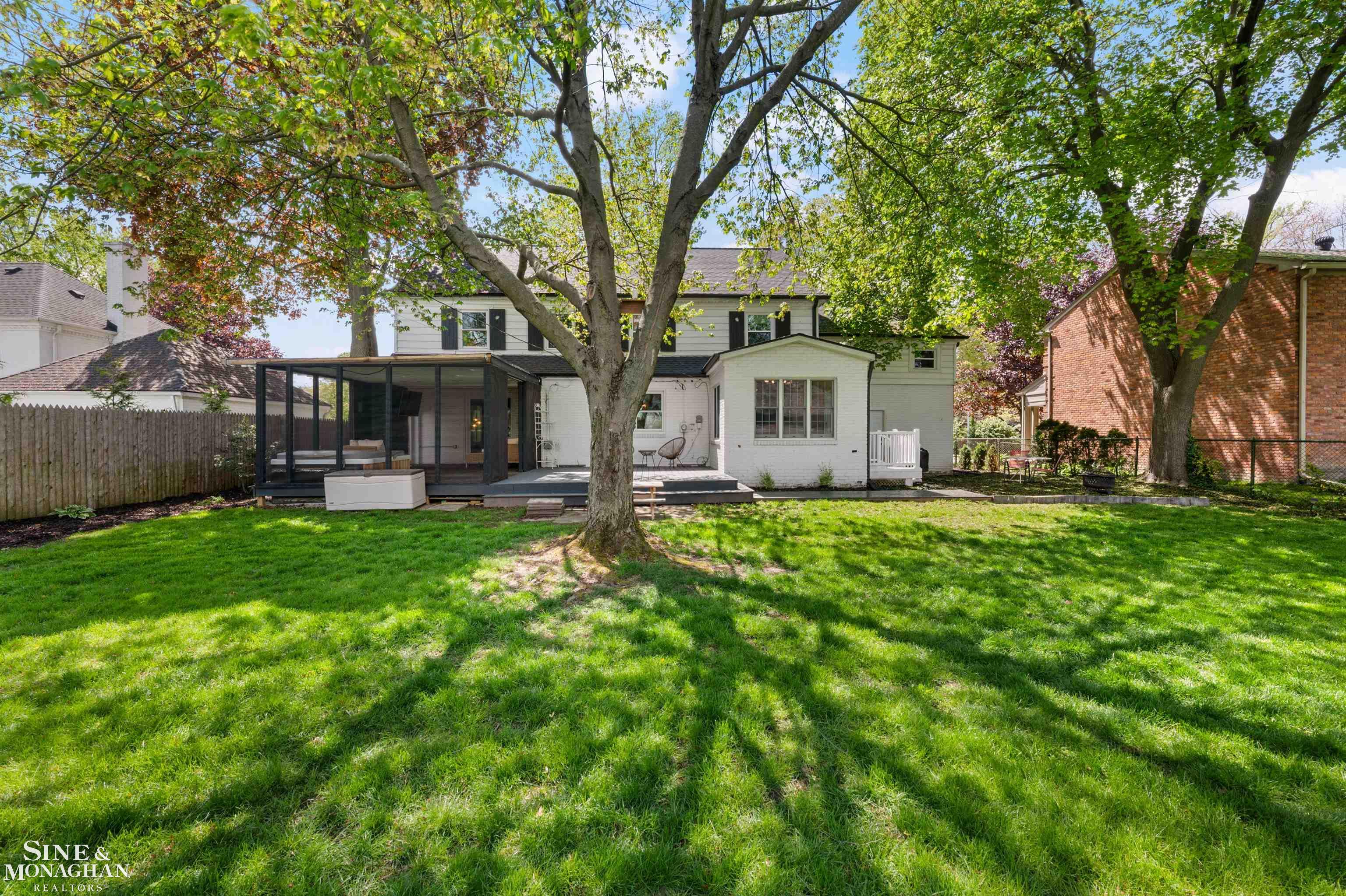 652 Pemberton Road