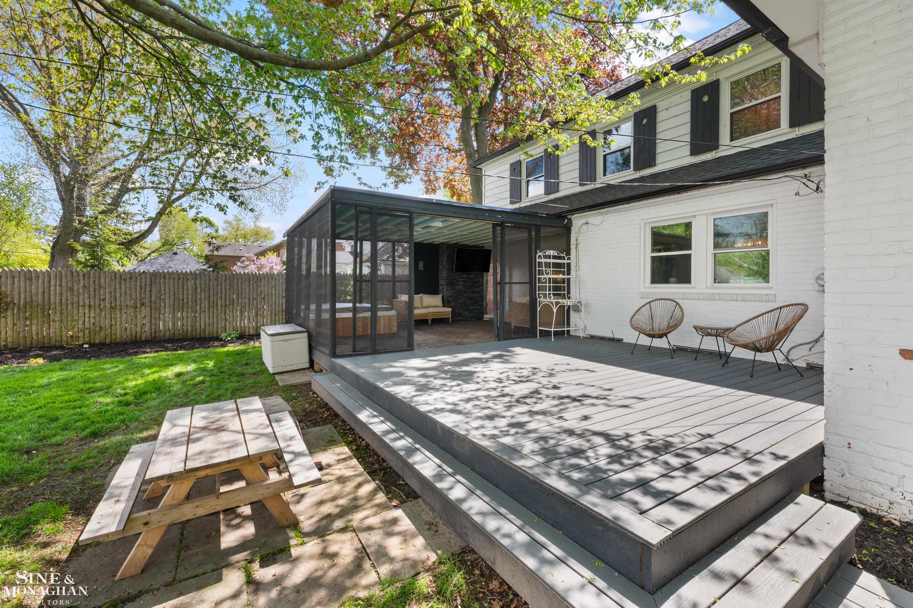 652 Pemberton Road