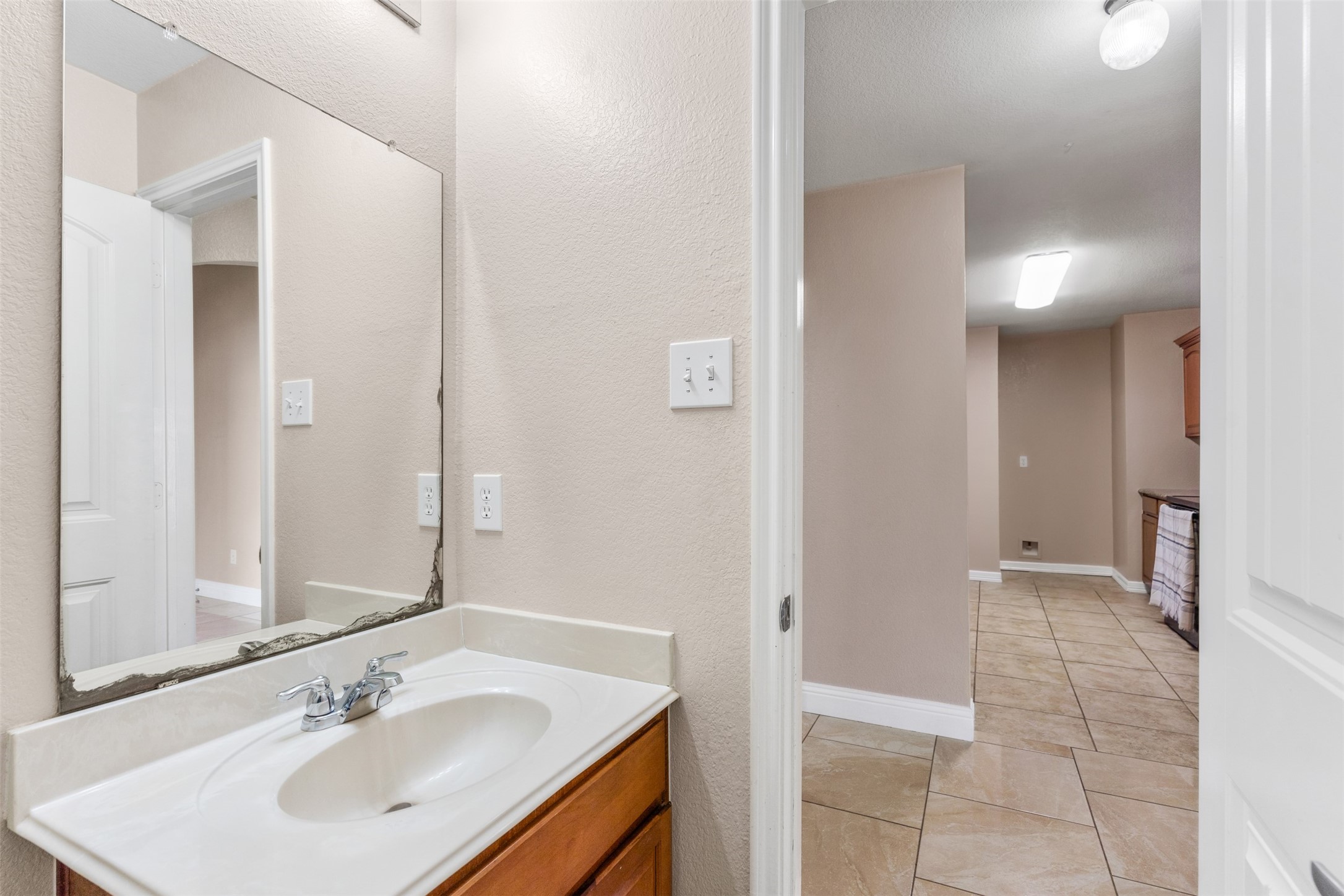 4011 Silver Lake Trail