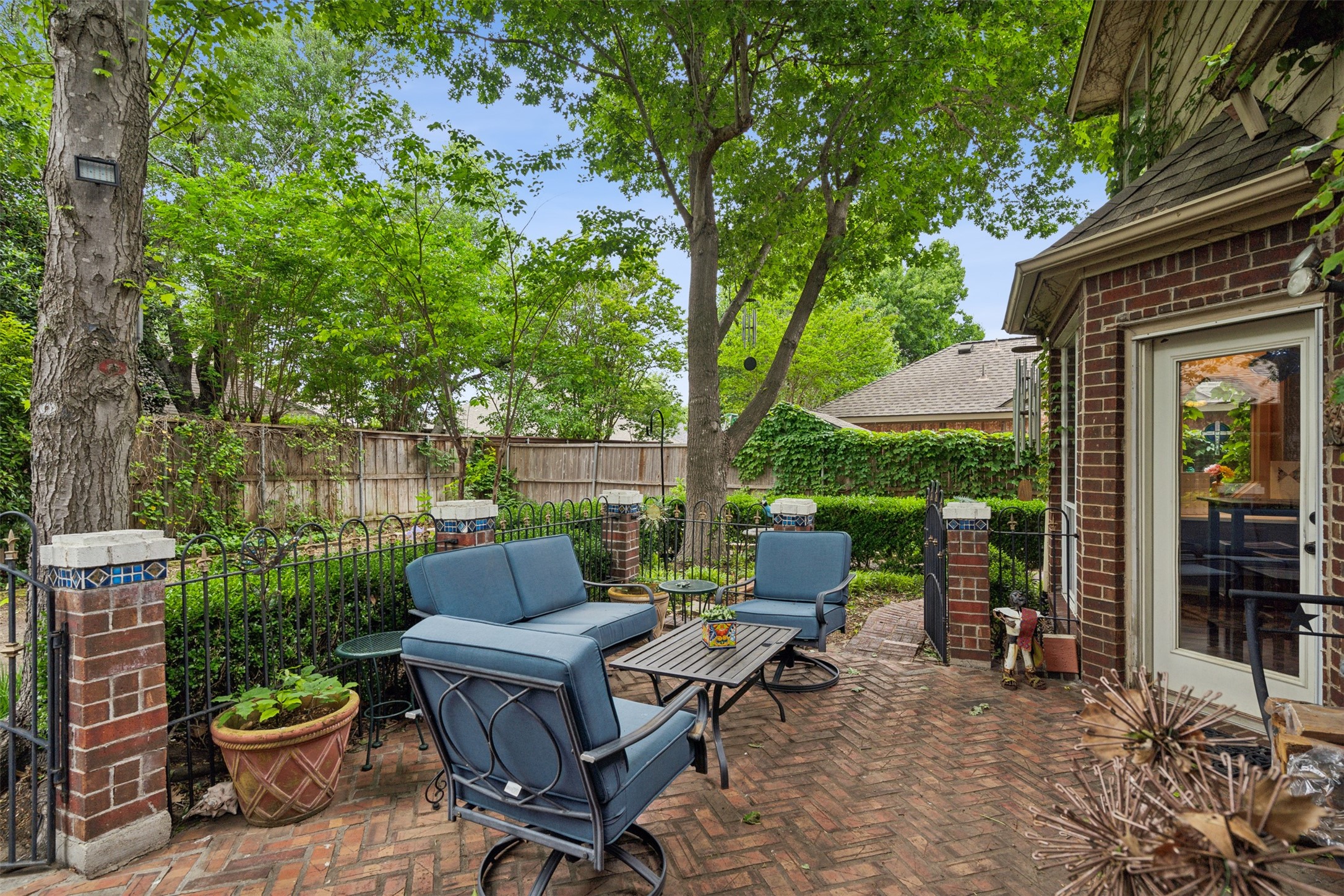 2112 Rock Wood Lane