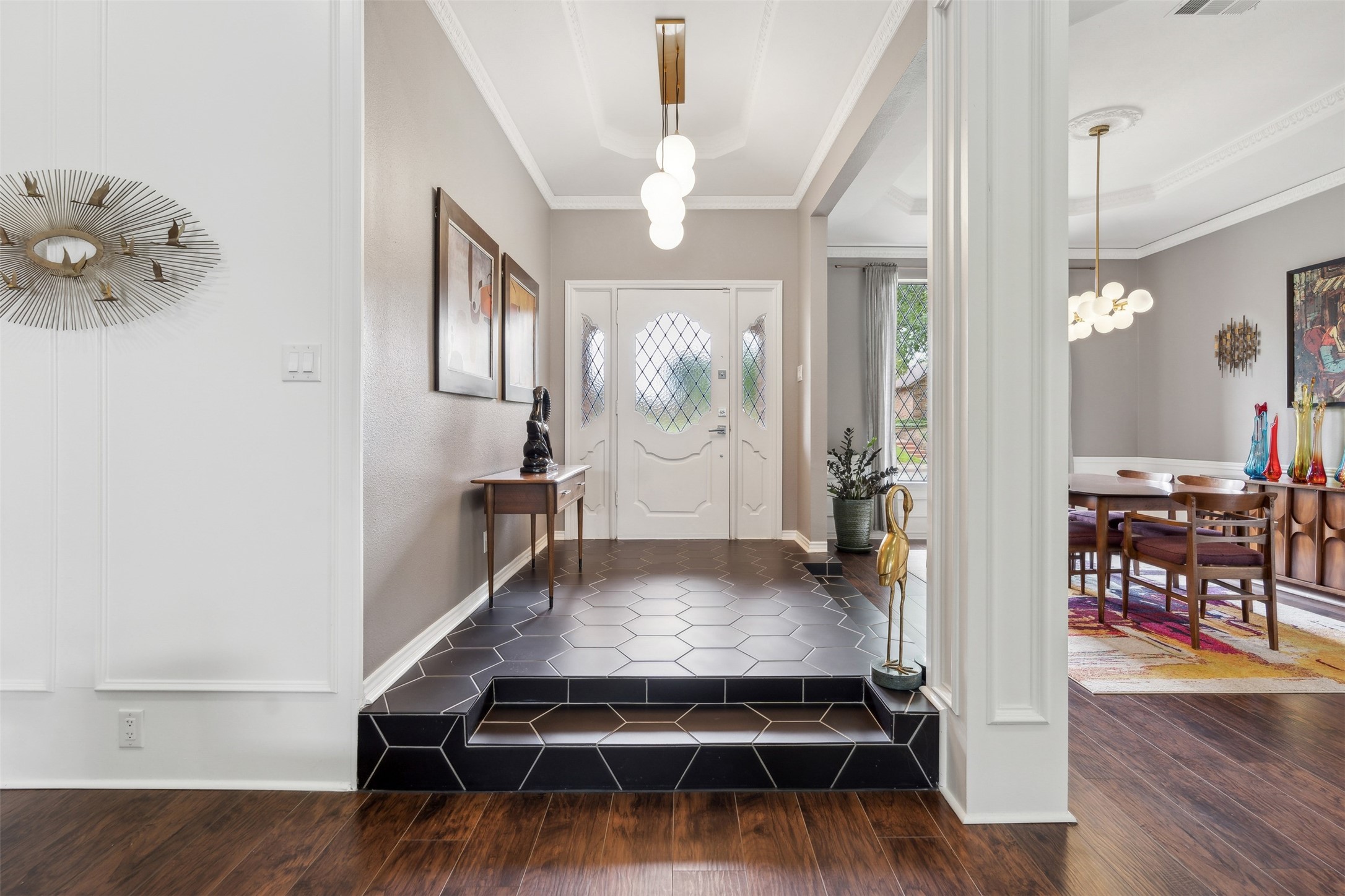 10203 Shadow Way