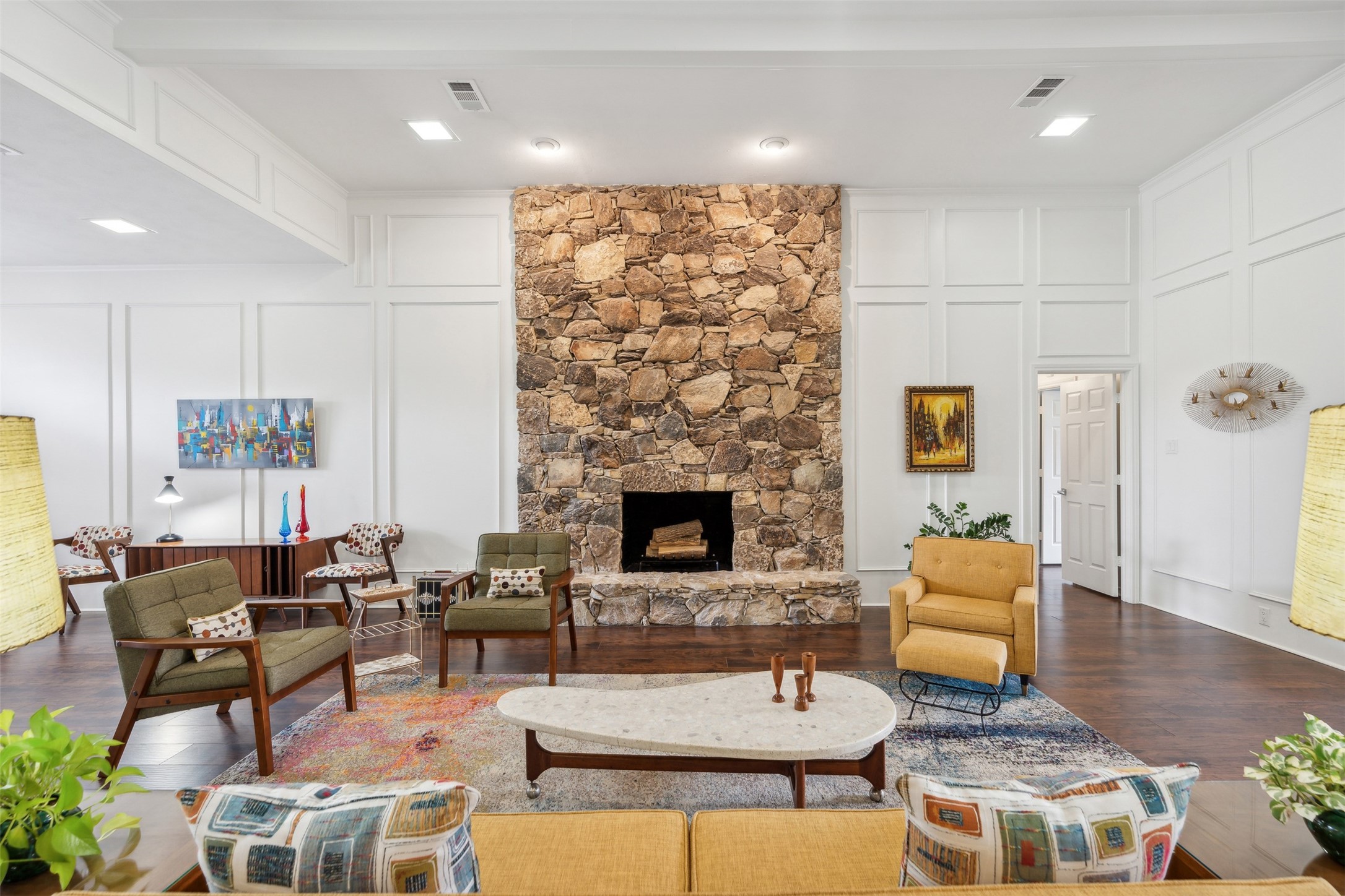 10203 Shadow Way
