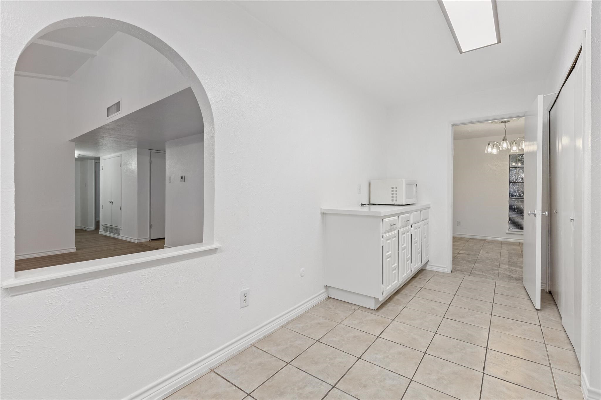 10655 Black Walnut Drive