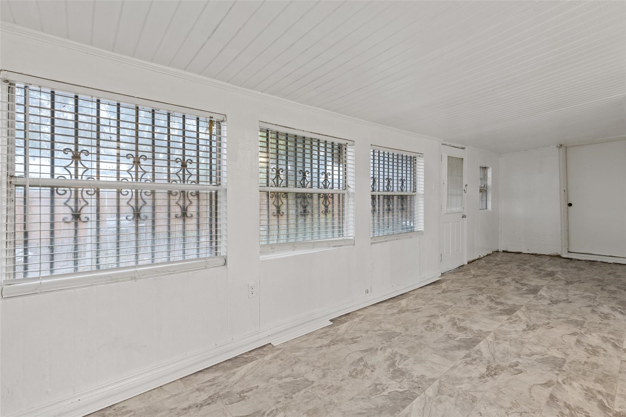10655 Black Walnut Drive