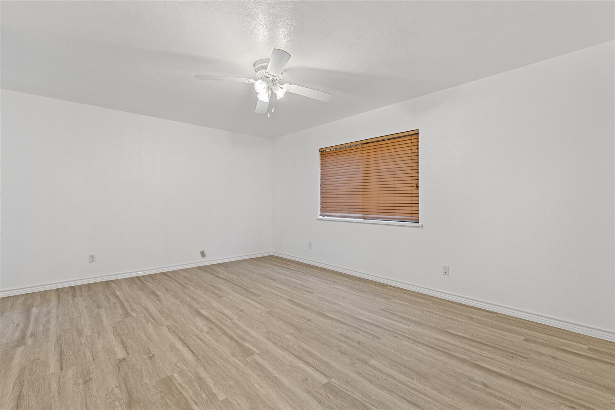 10655 Black Walnut Drive
