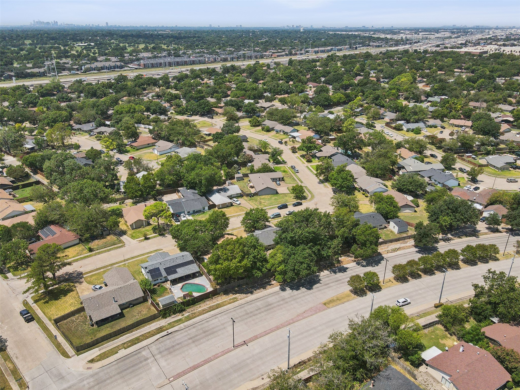 813 Greenbriar Drive