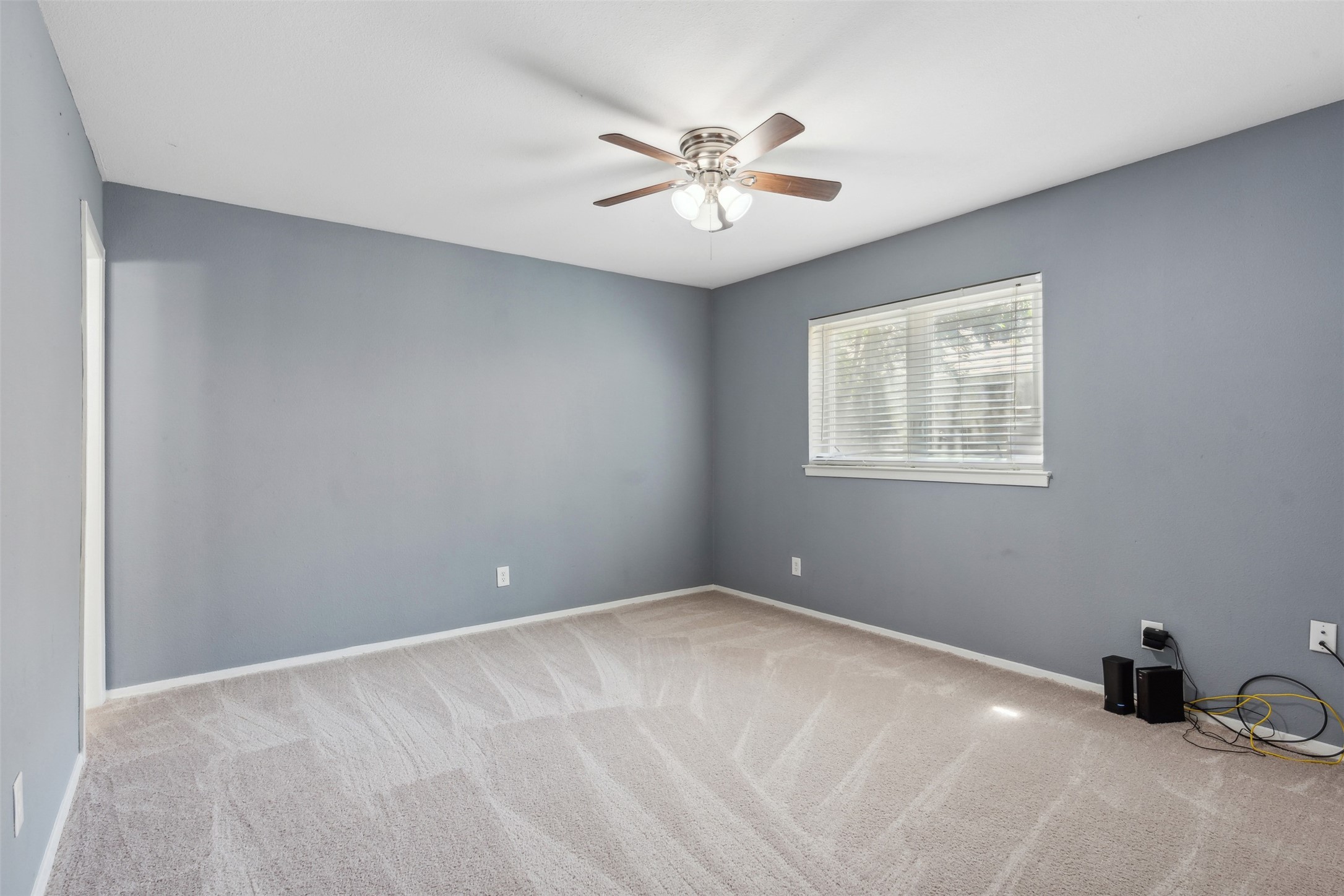 813 Greenbriar Drive