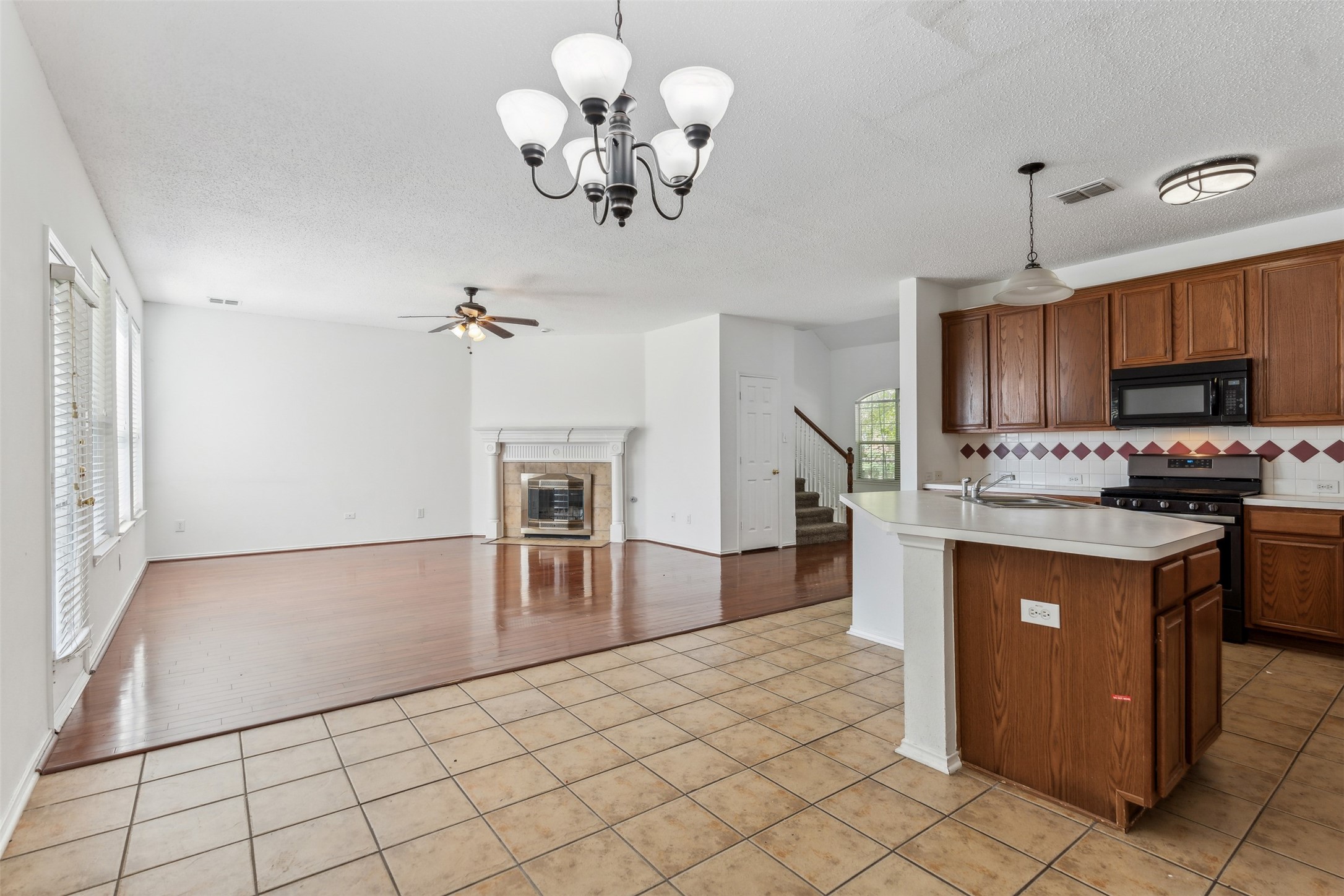 2049 Wimbledon Drive