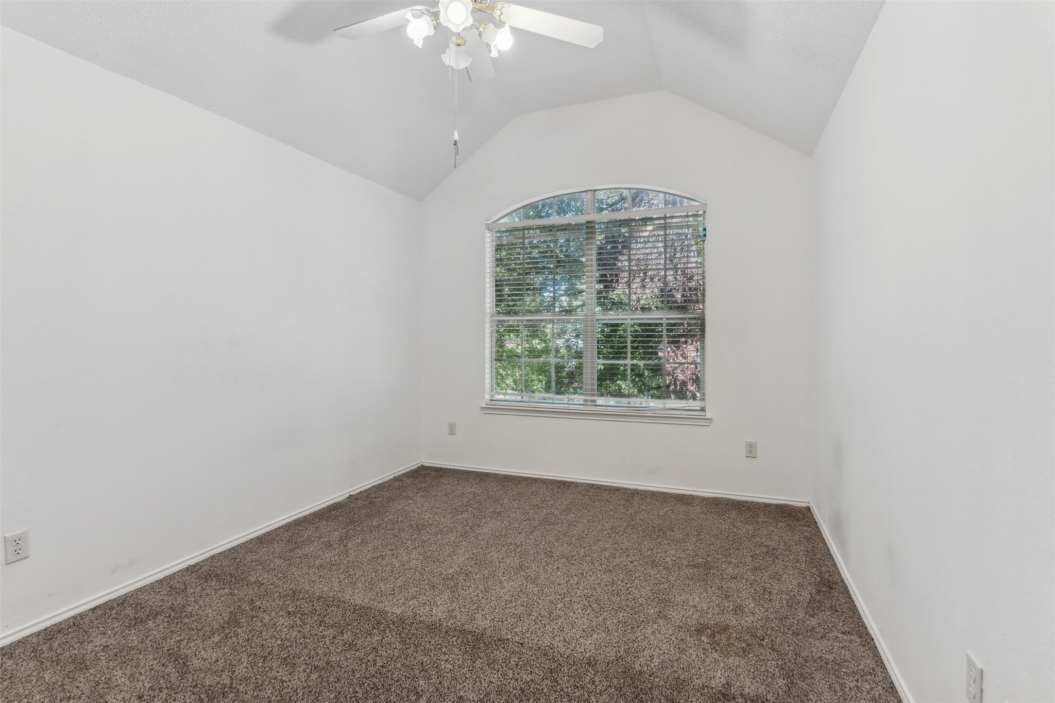 2049 Wimbledon Drive