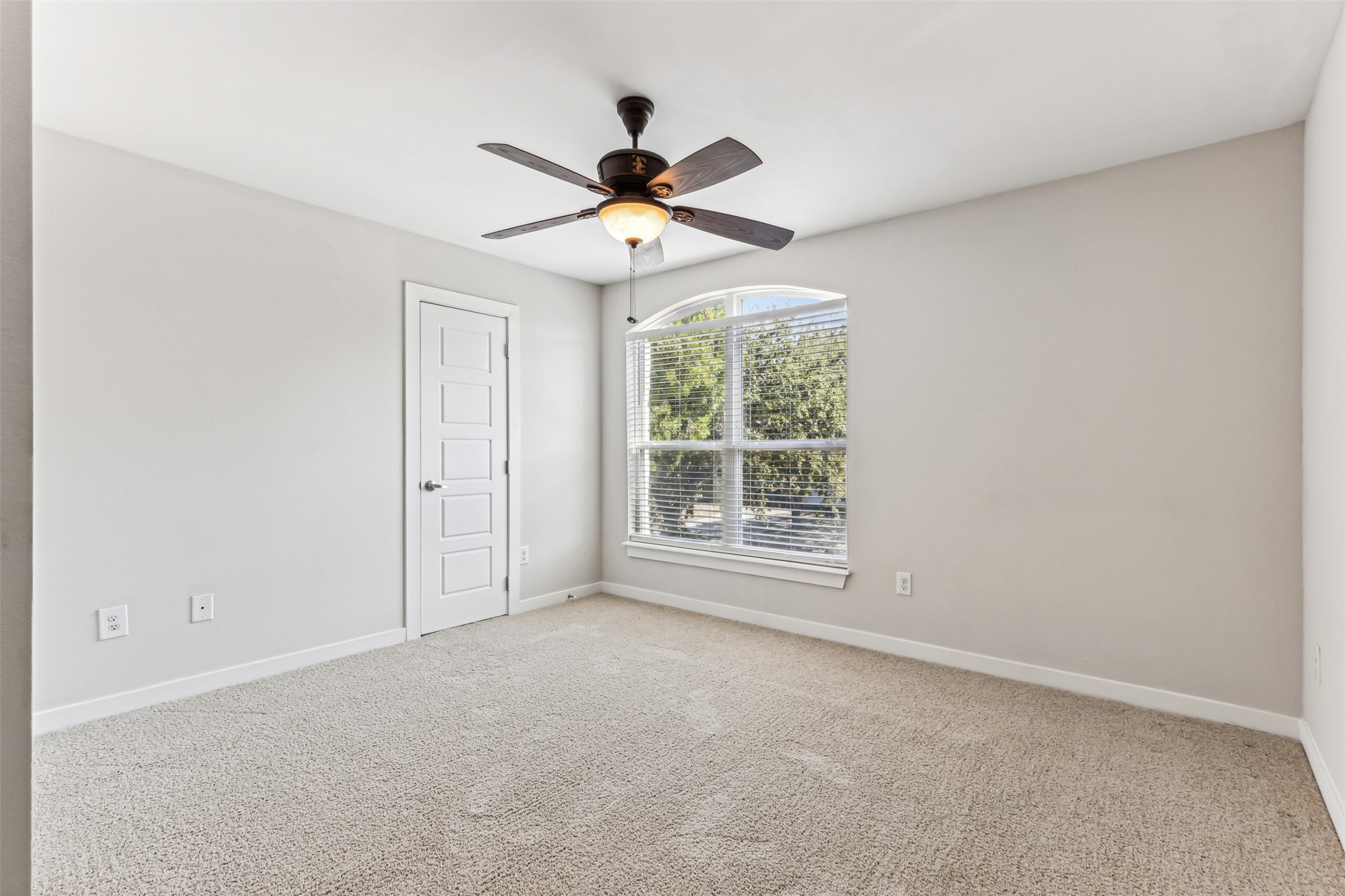 13105 Holbrook Drive