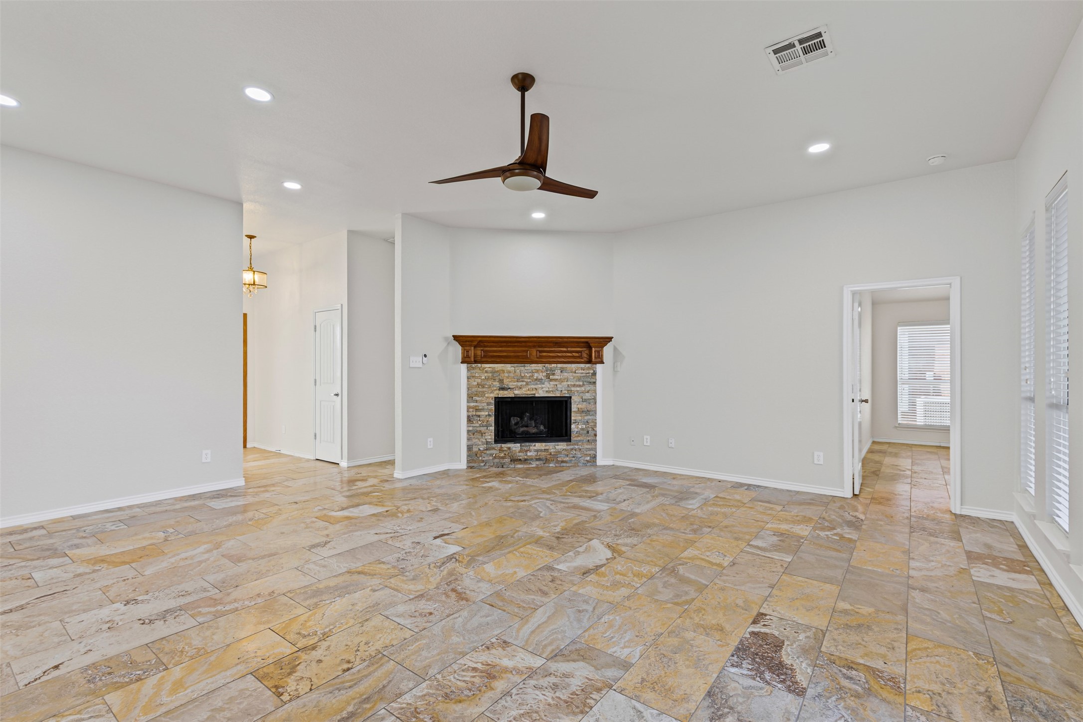 3509 Manor Drive
