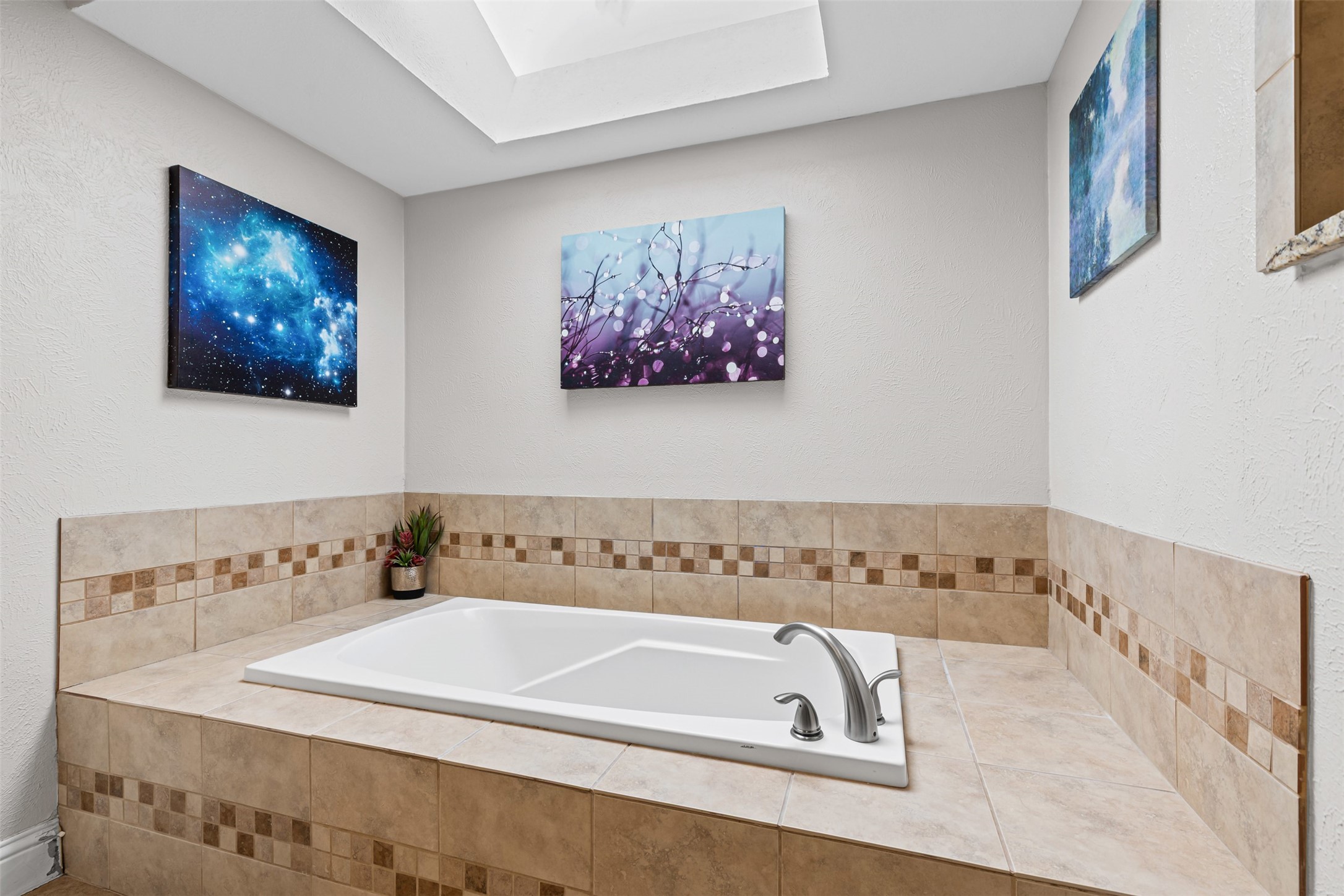 10118 Apple Creek Drive