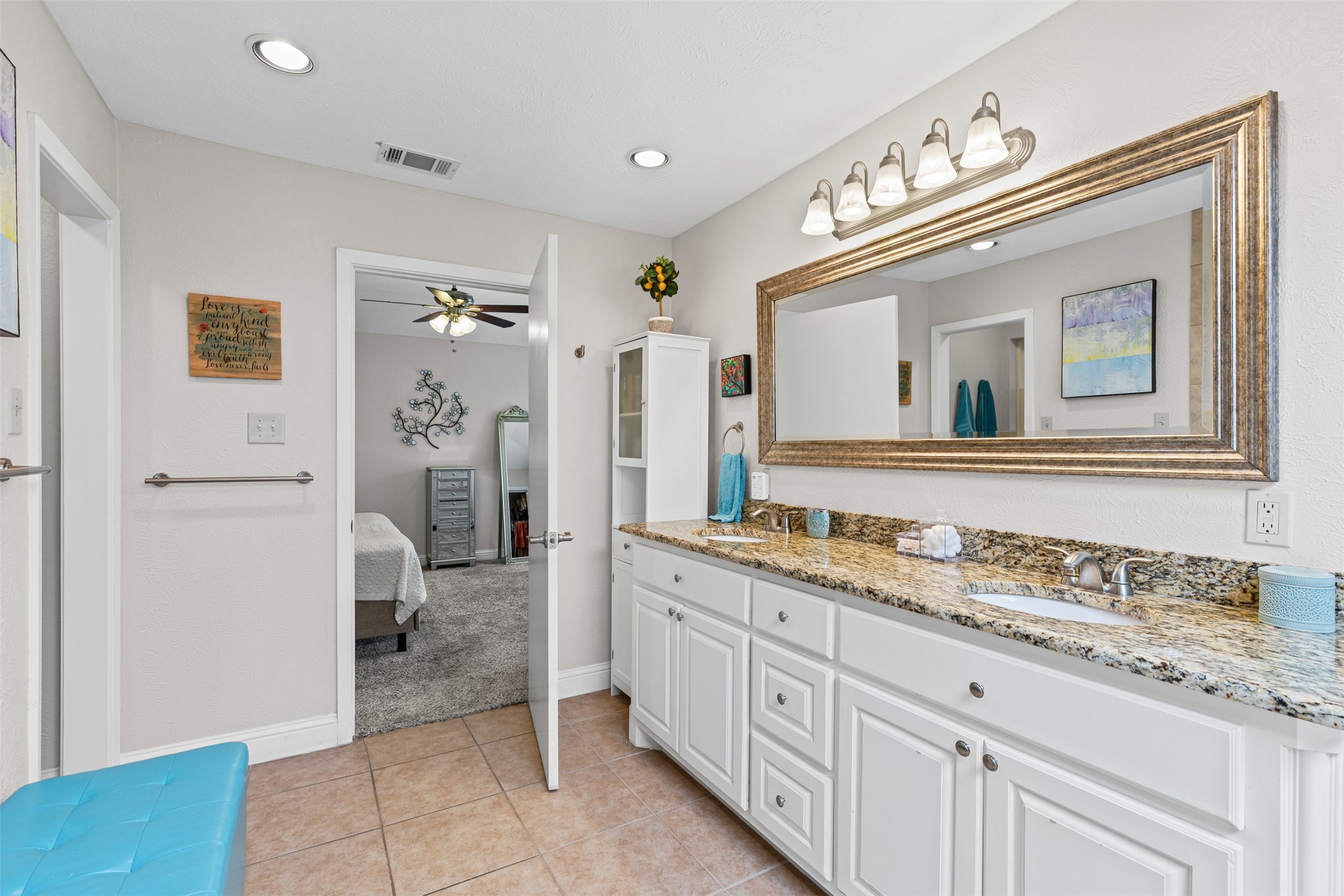 10118 Apple Creek Drive