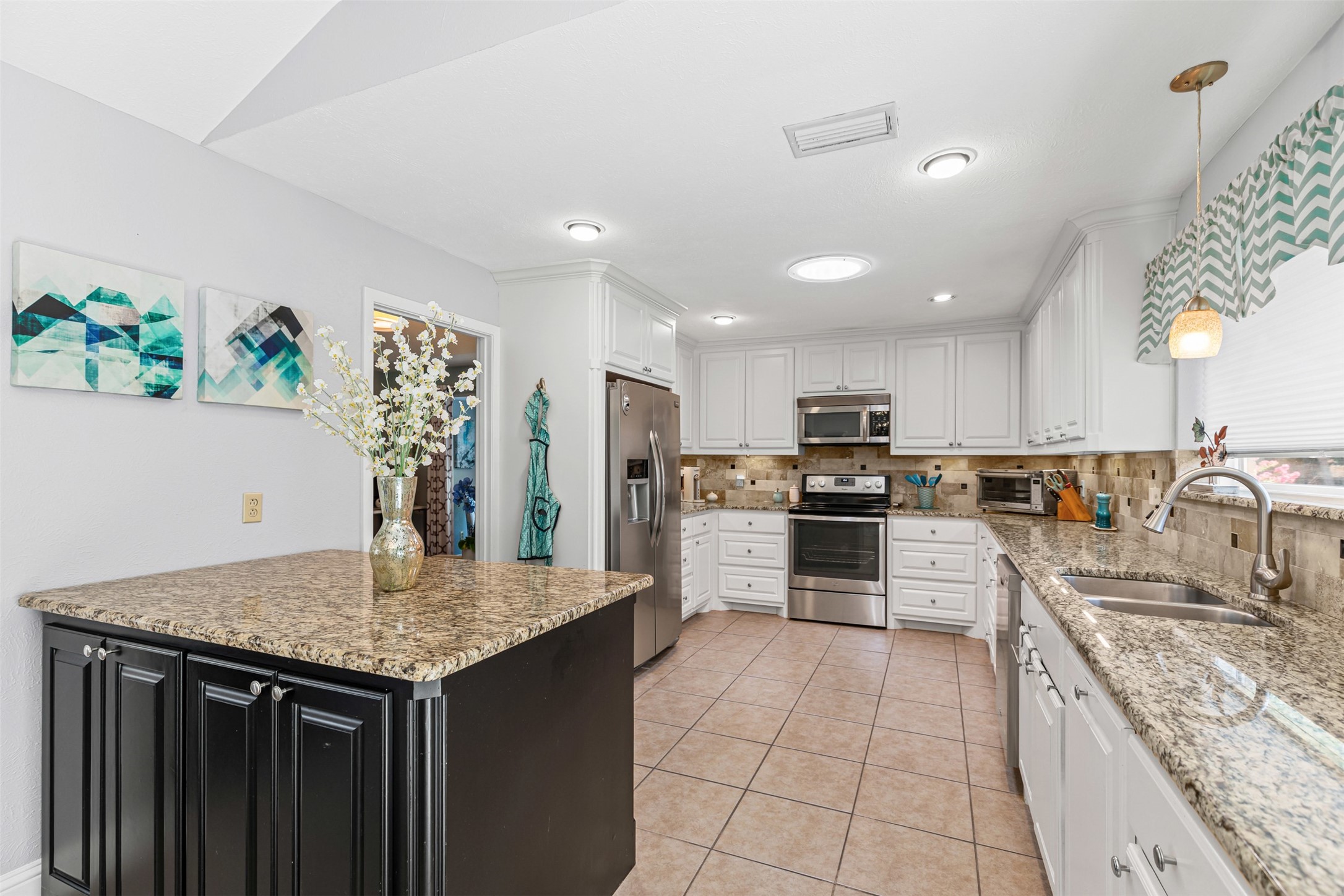 10118 Apple Creek Drive