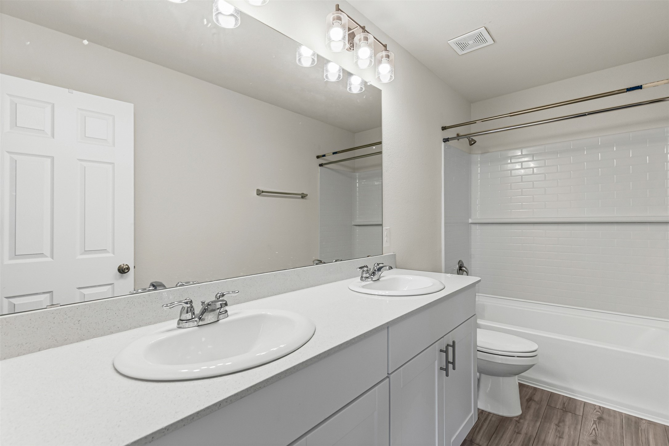4428 Greenham Lane