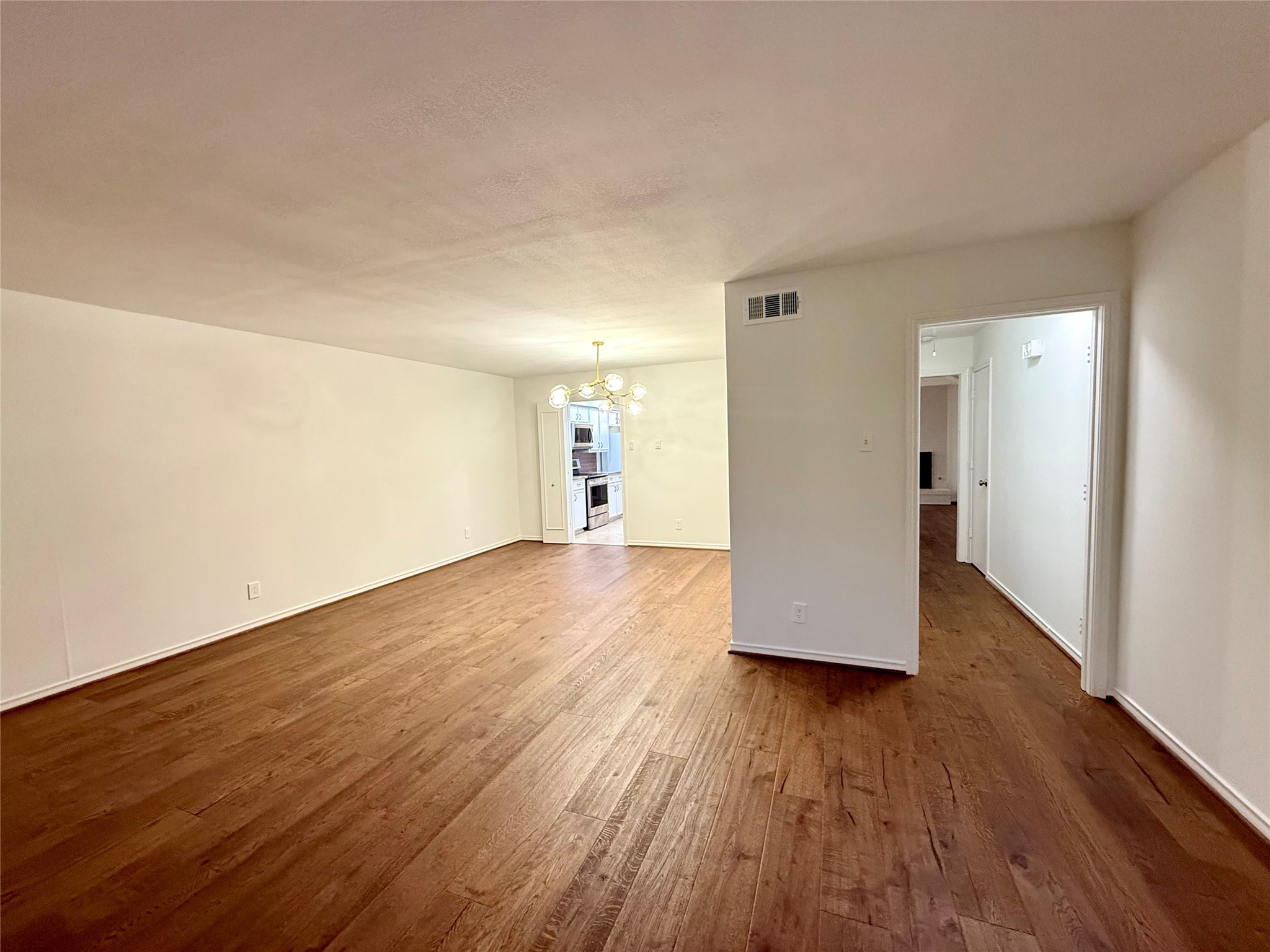 7351 Wellcrest Drive