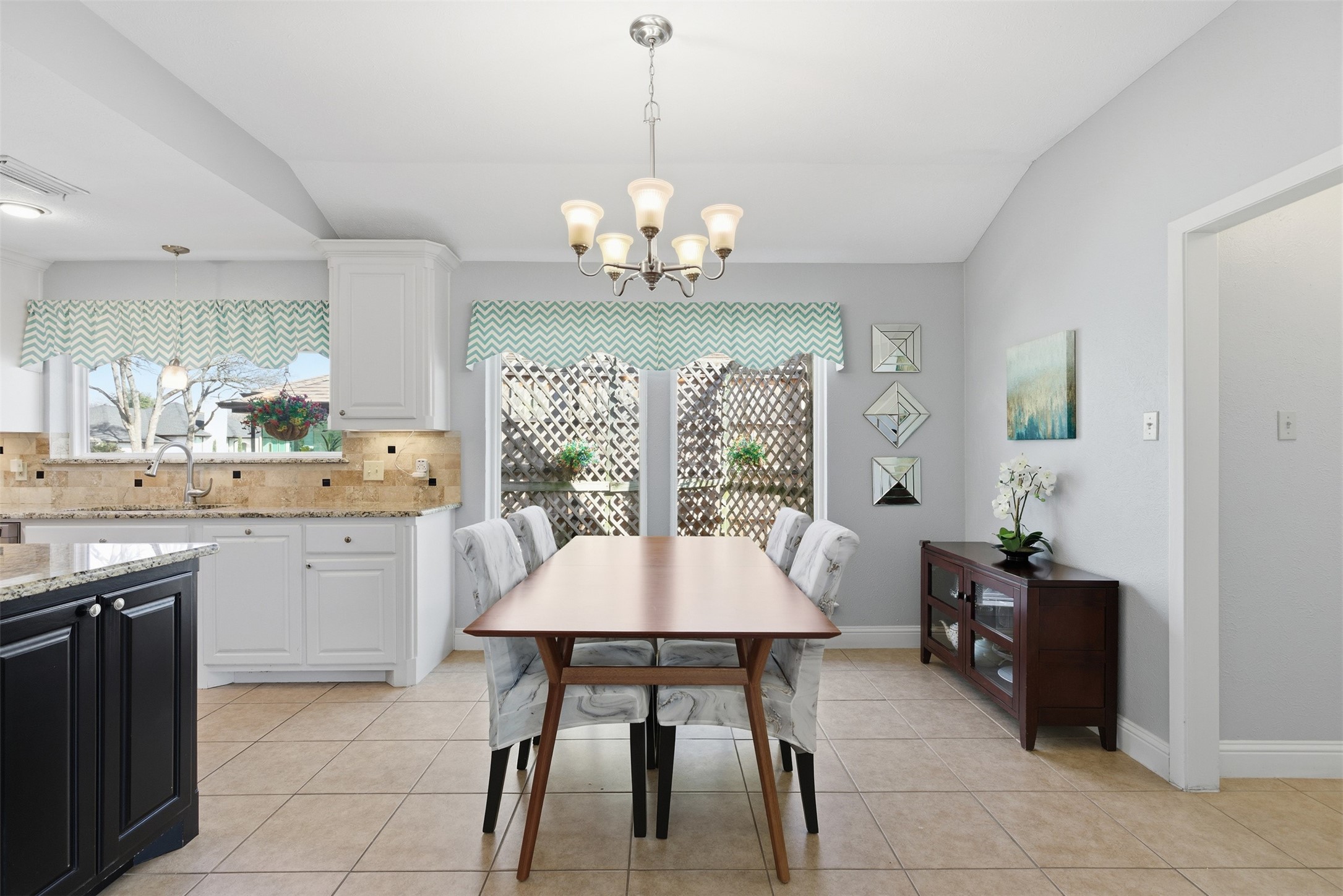 10118 Apple Creek Drive