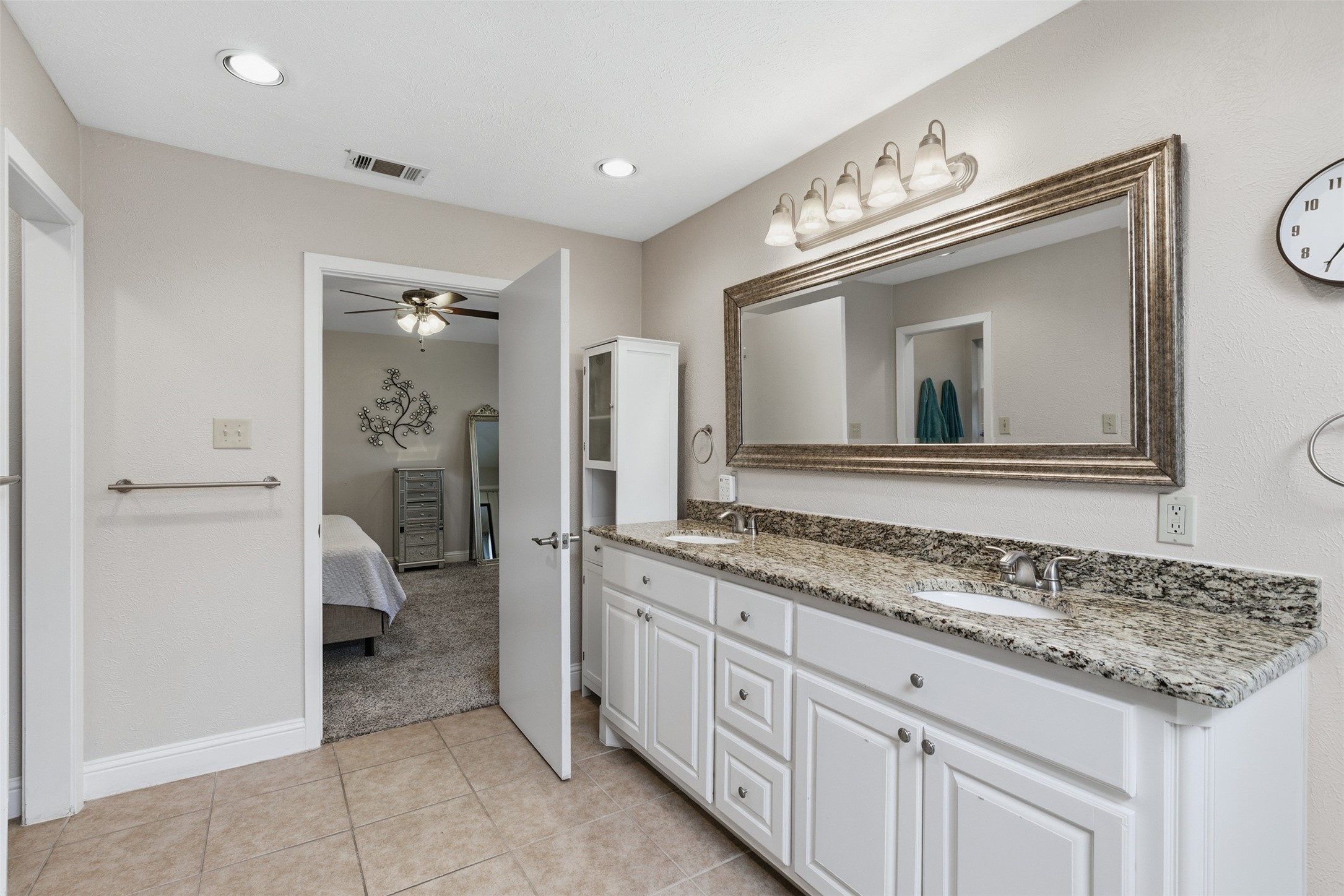 10118 Apple Creek Drive