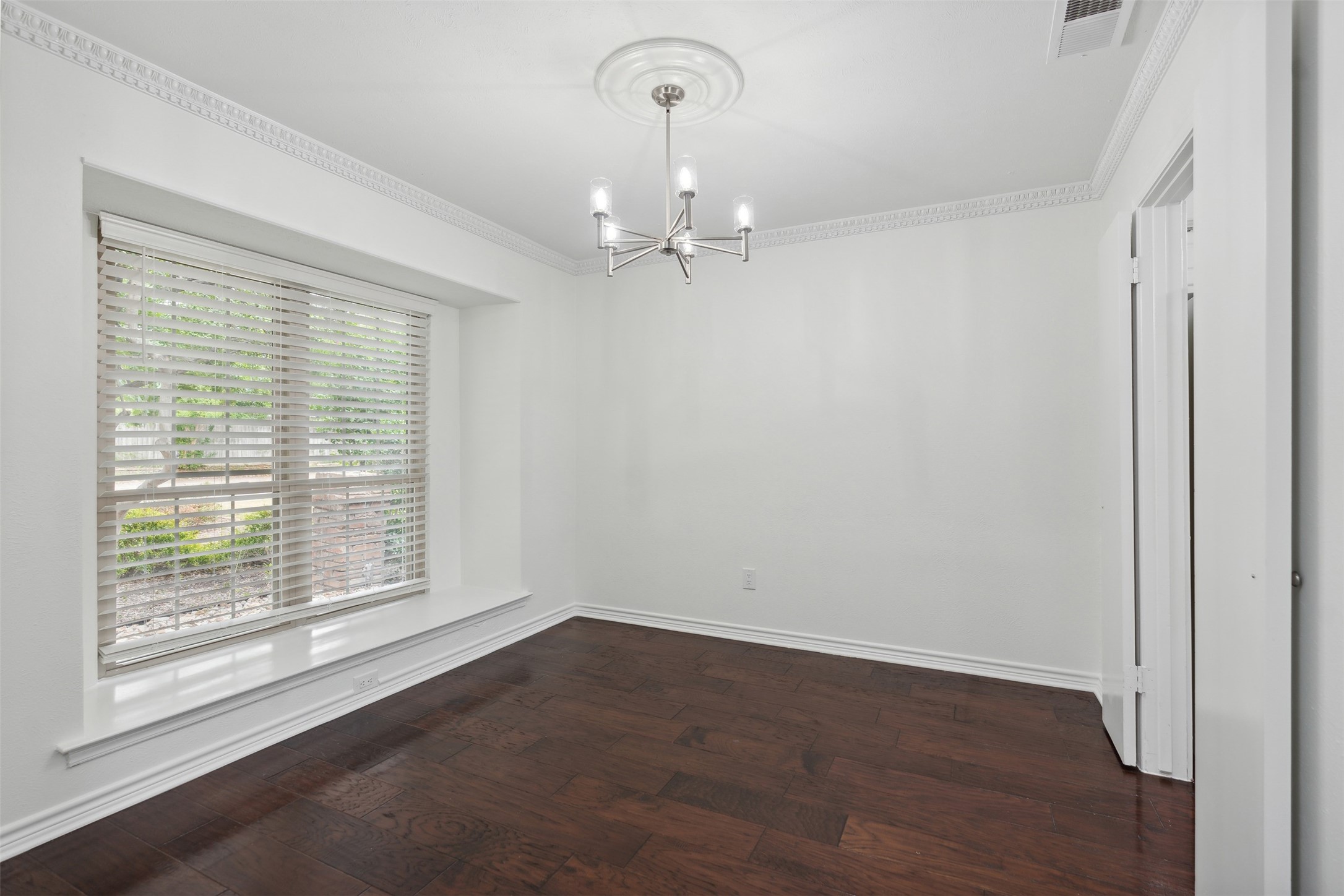 10447 Barrywood Drive