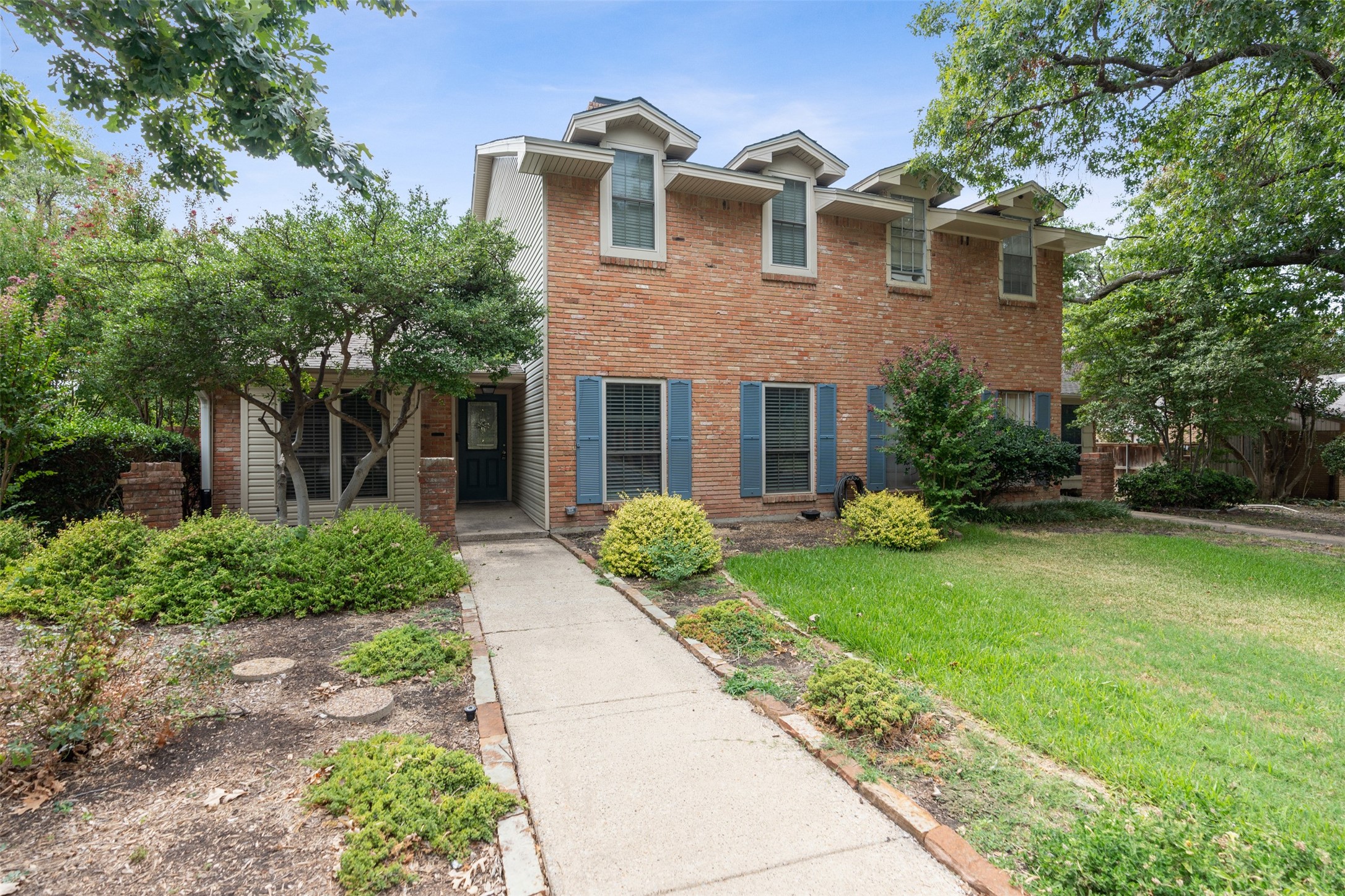 10447 Barrywood Drive