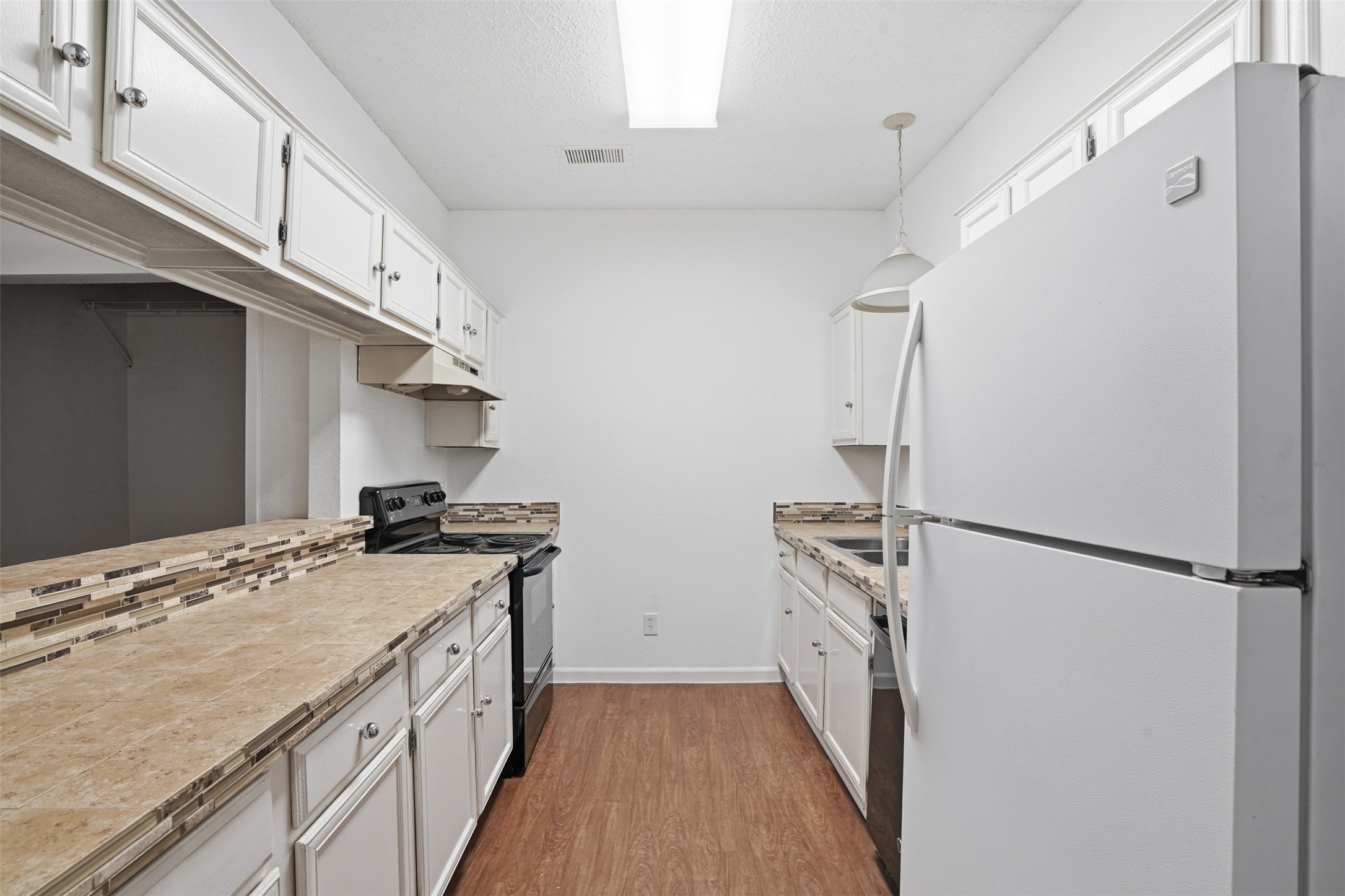 5550 Spring Valley Road F14