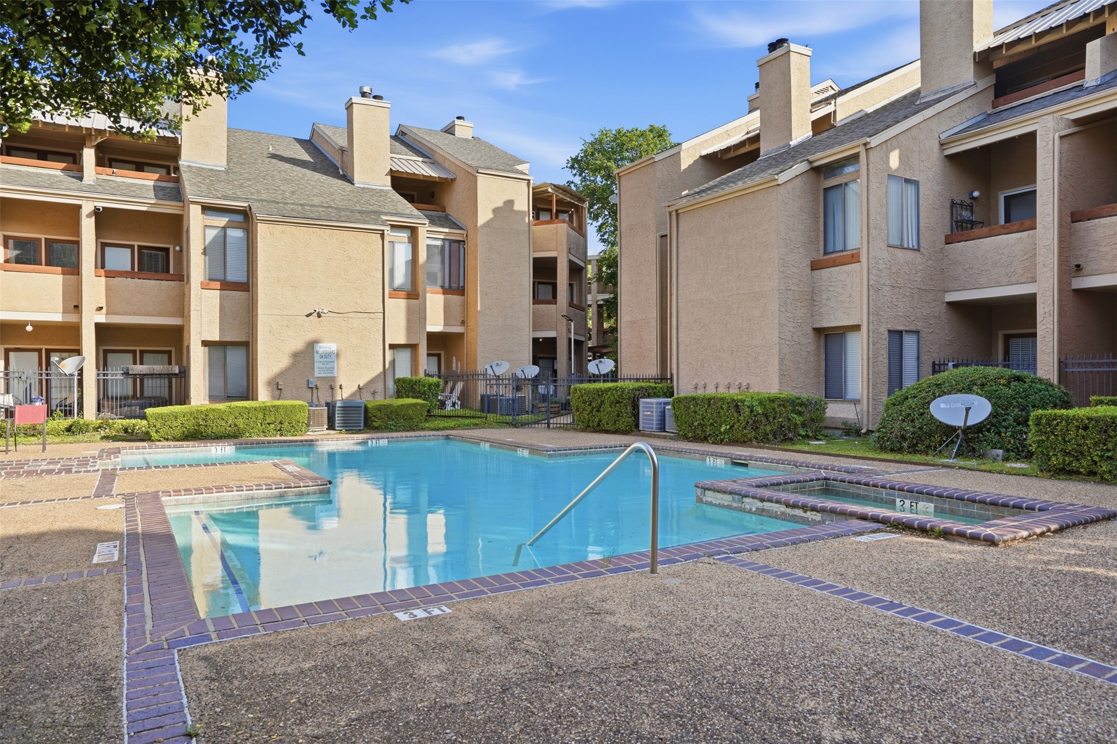 5550 Spring Valley Road F14