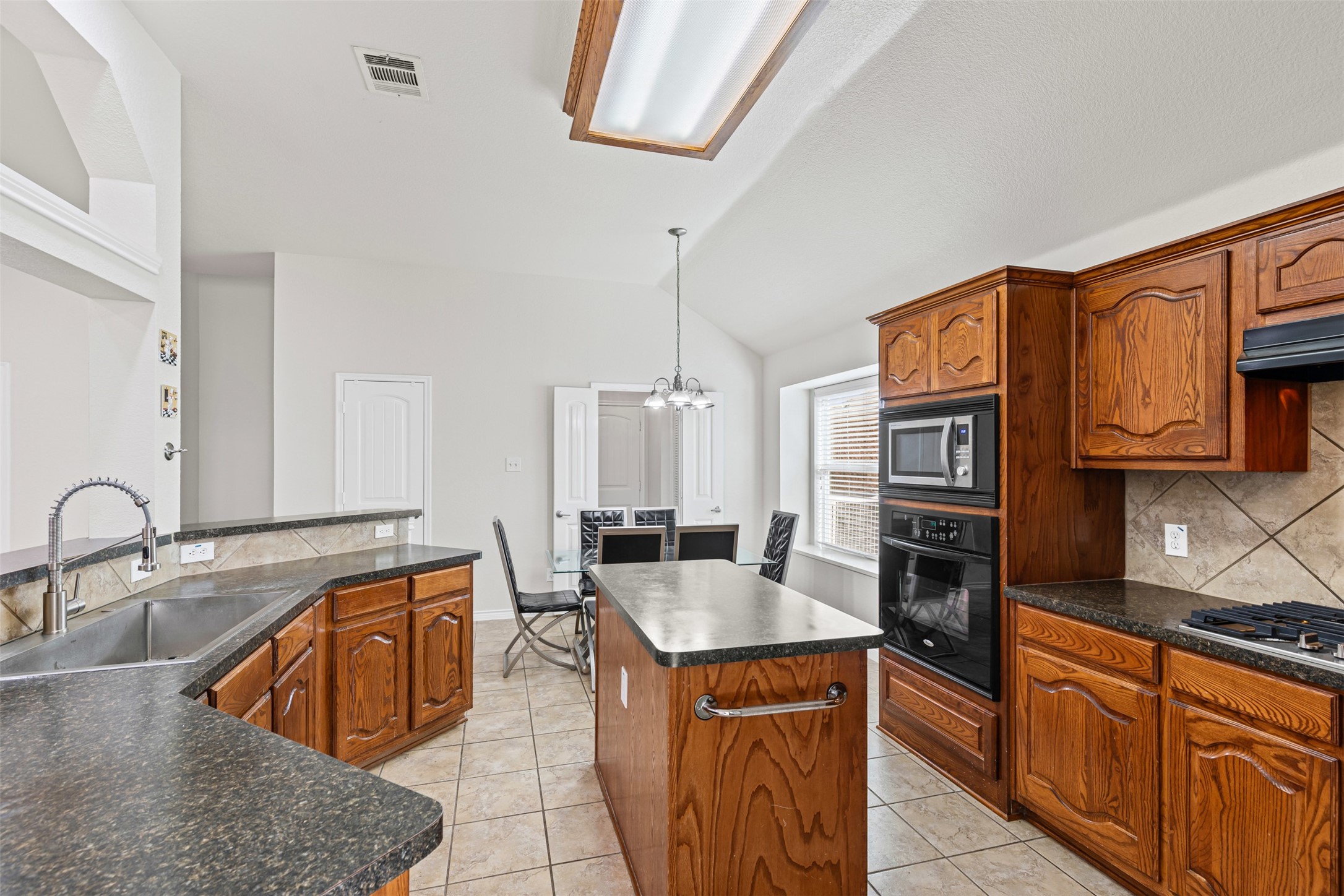 3509 Manor Drive