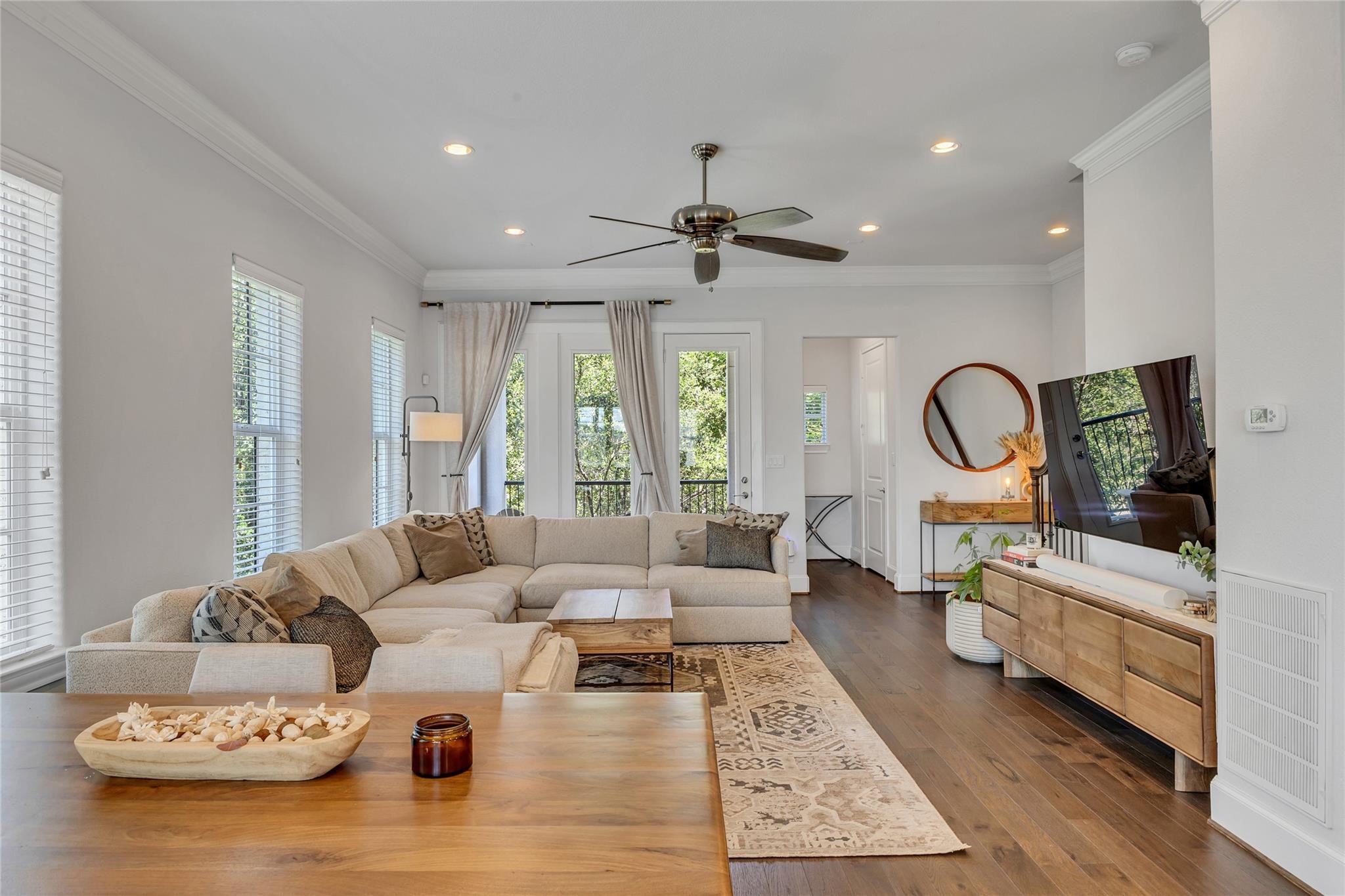 7333 Valley View Lane 501