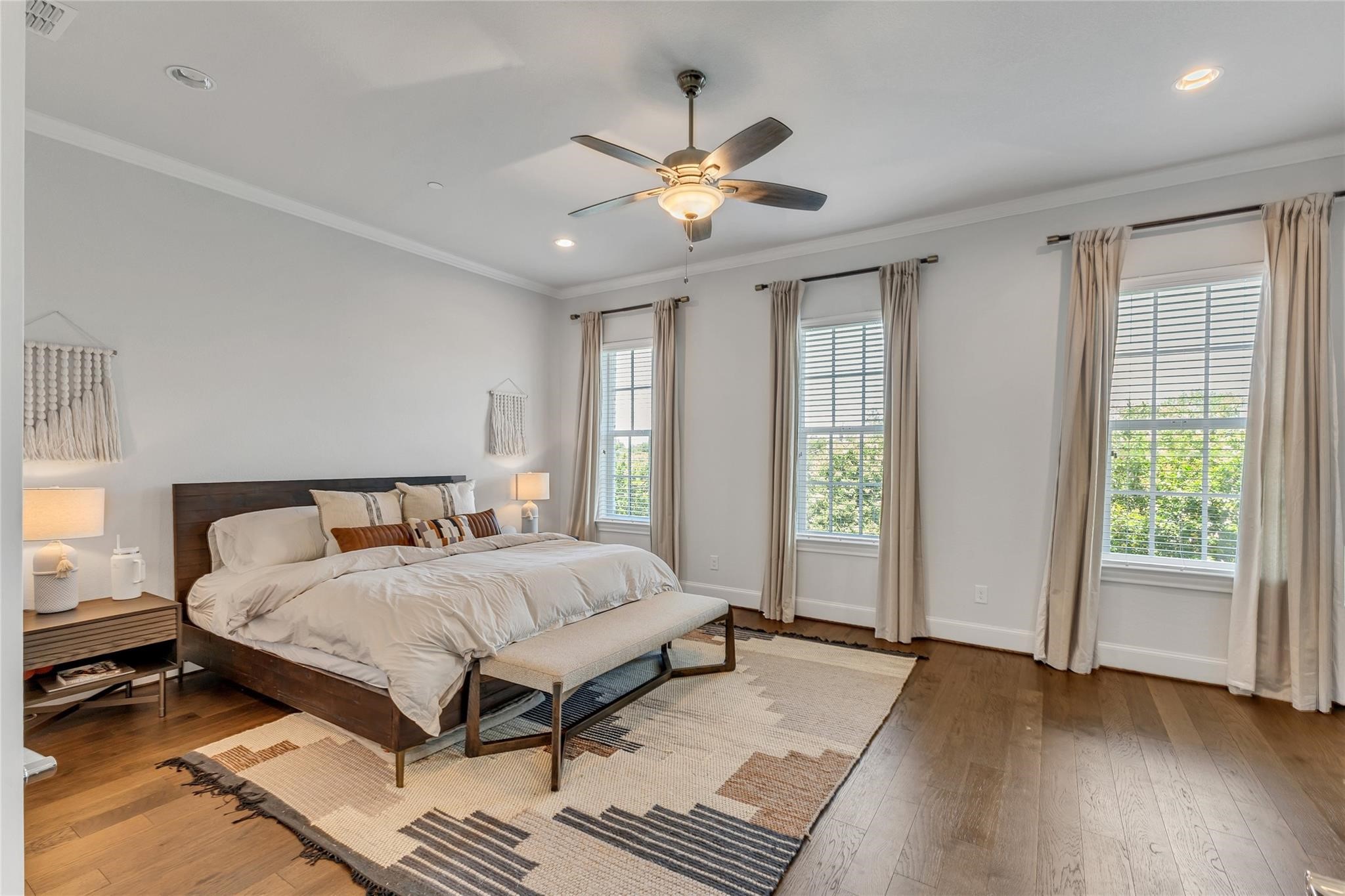7333 Valley View Lane 501