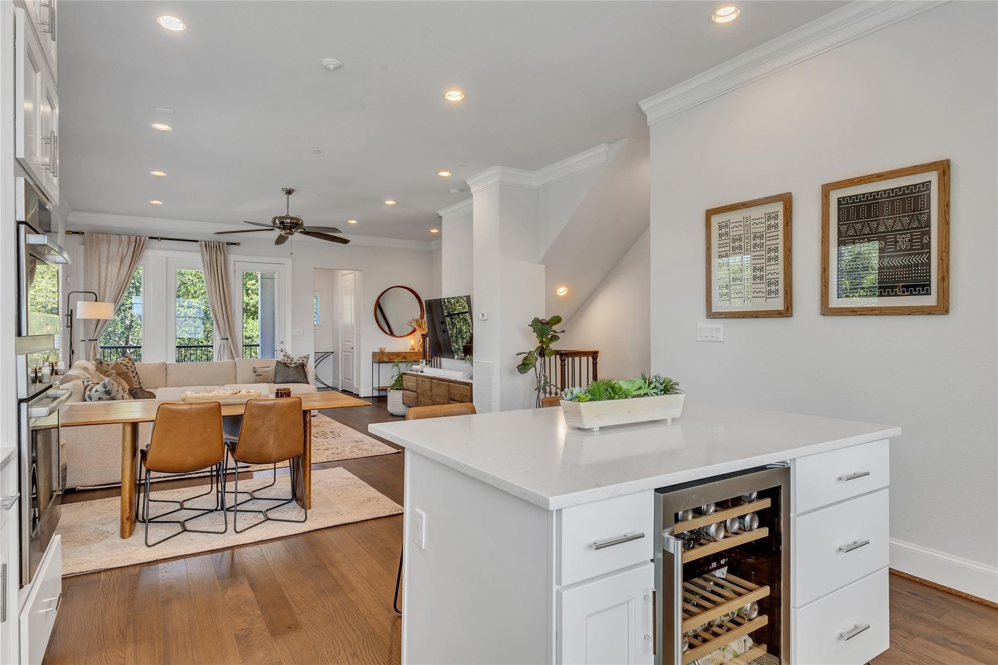 7333 Valley View Lane 501