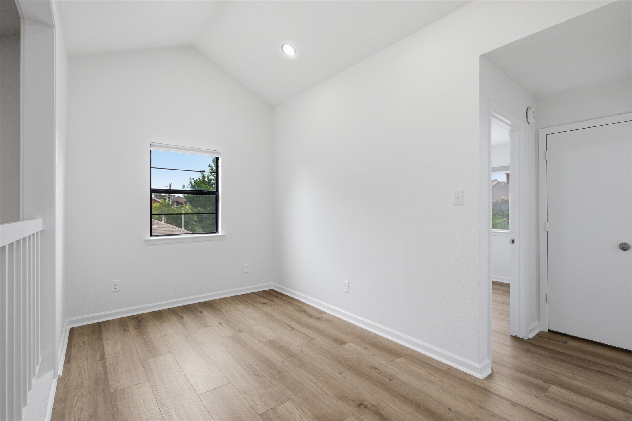 3636 Country Club Drive W